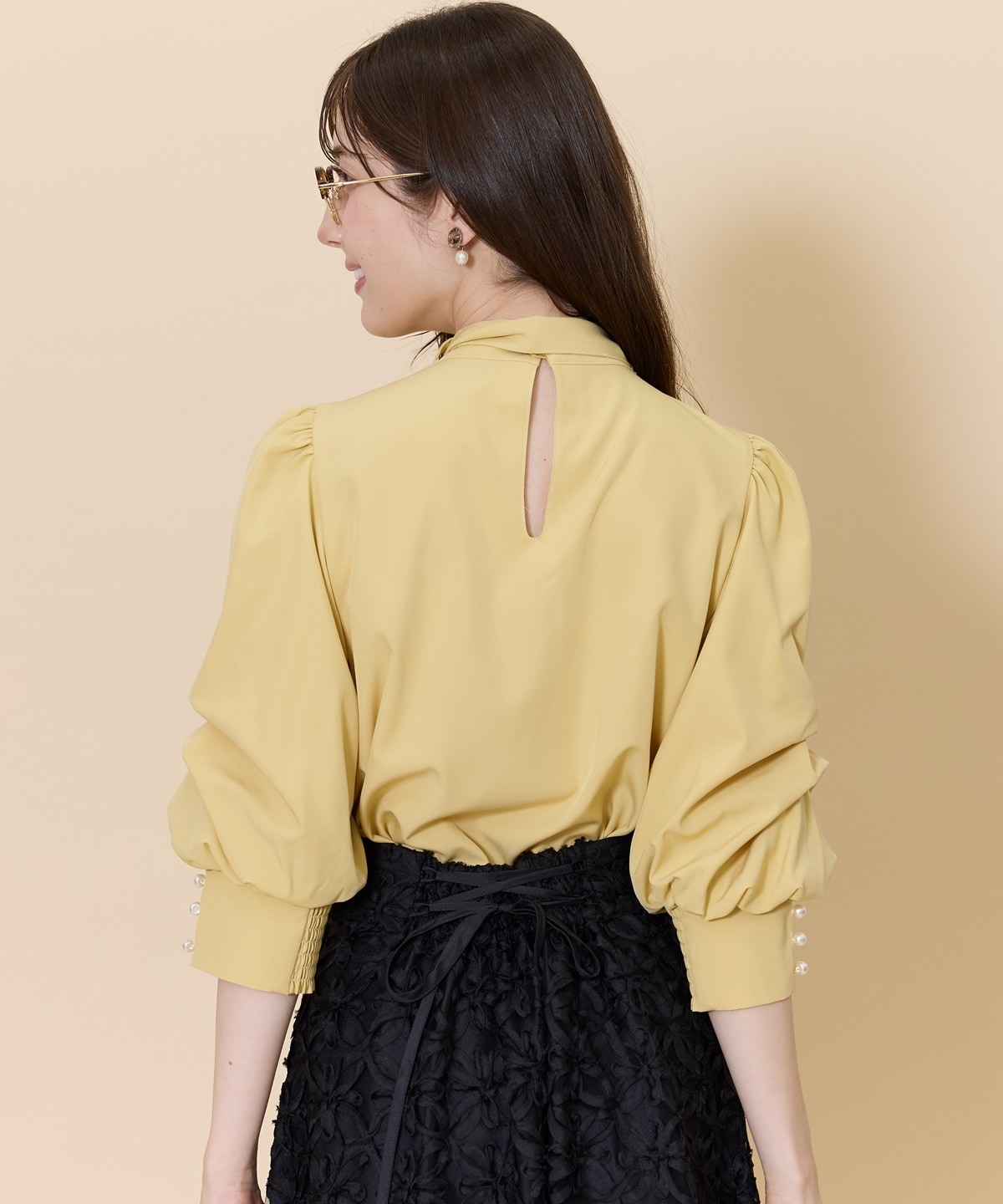 AUTUMNタックスリーブボウタイブラウス