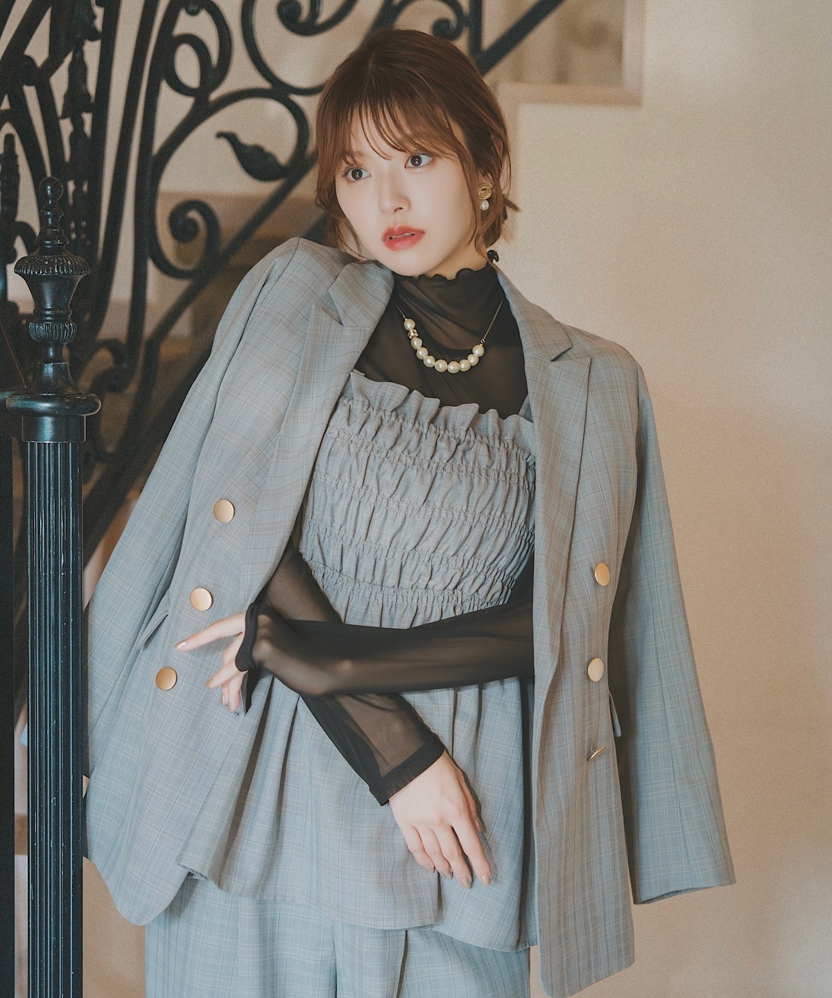 金ボタン美シルエットタックワイドパンツ