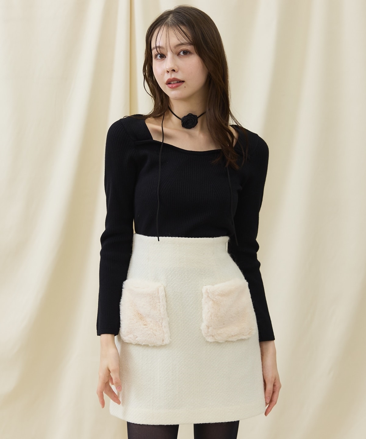 デコルテビスチェリブニットプルオーバー