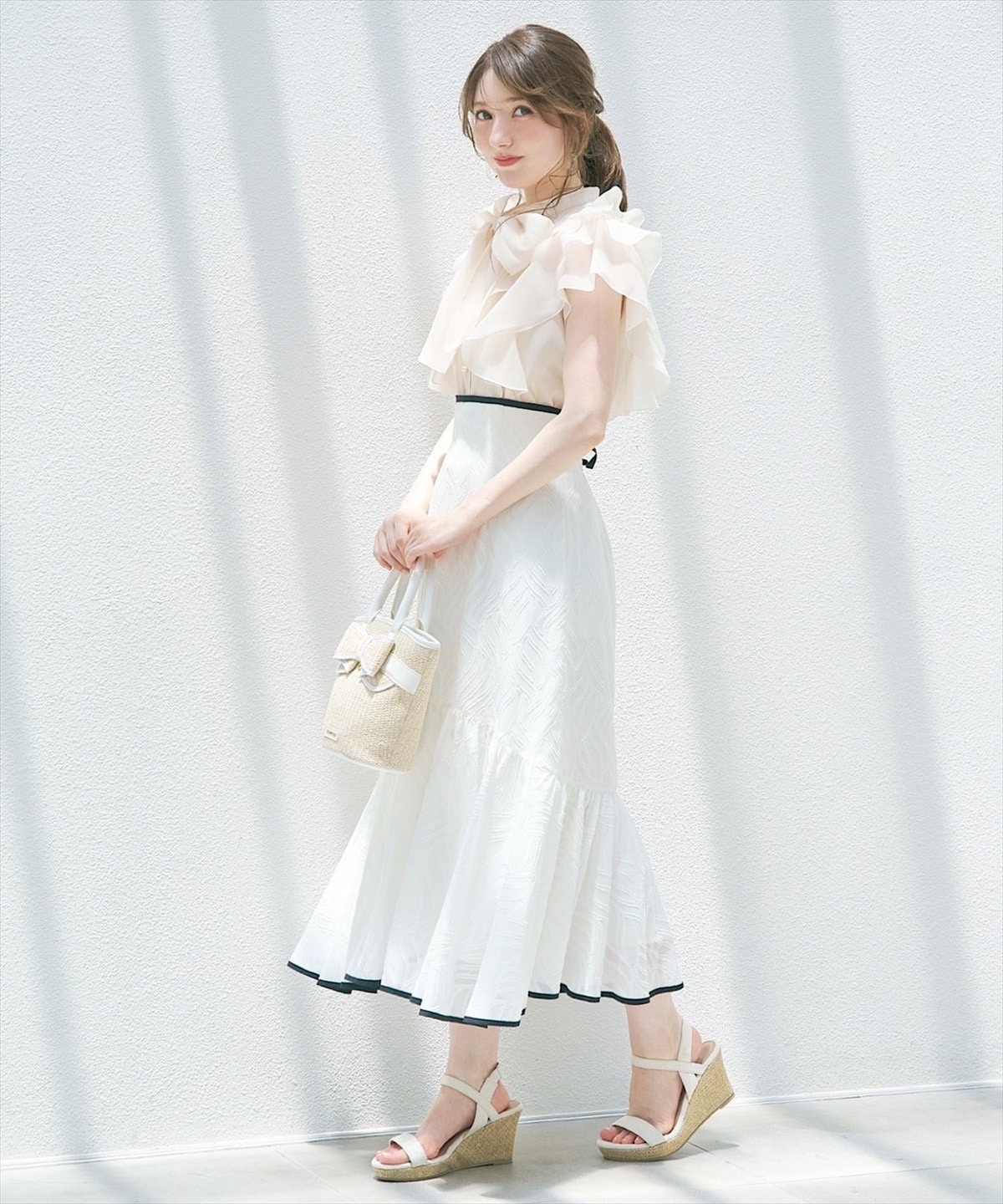 リーフオパールパイピングティアードスカート