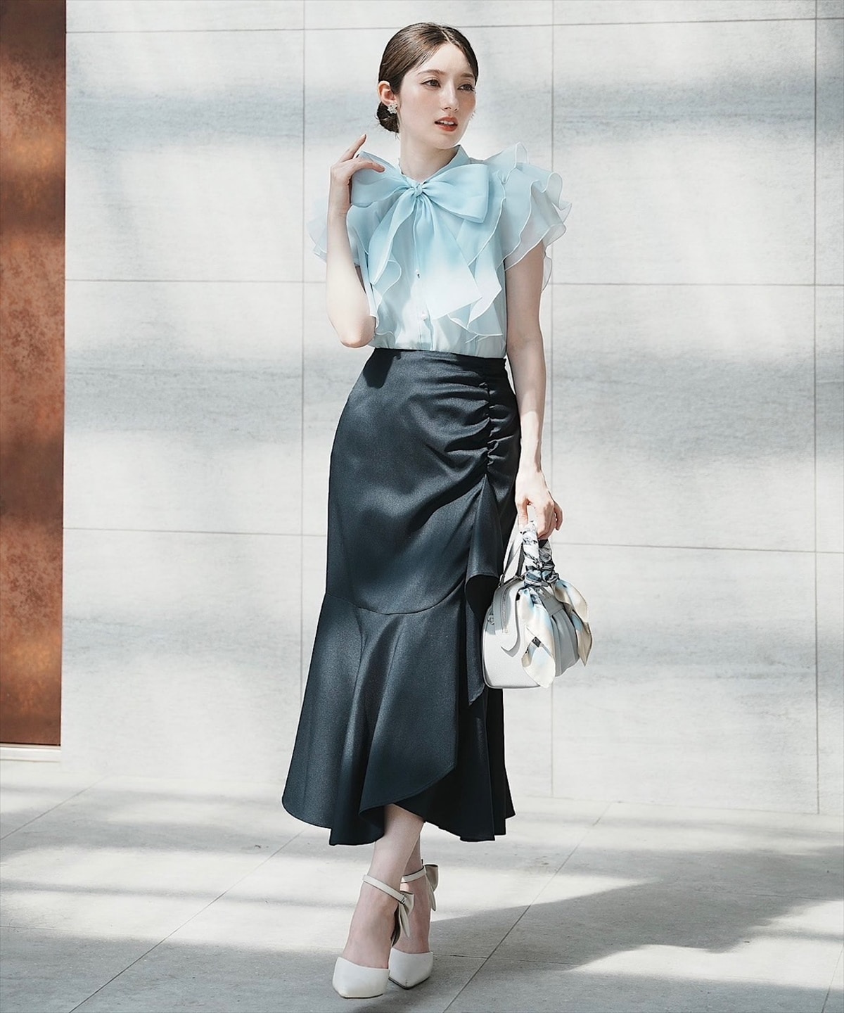 シャーリングフリルマーメイドスカート