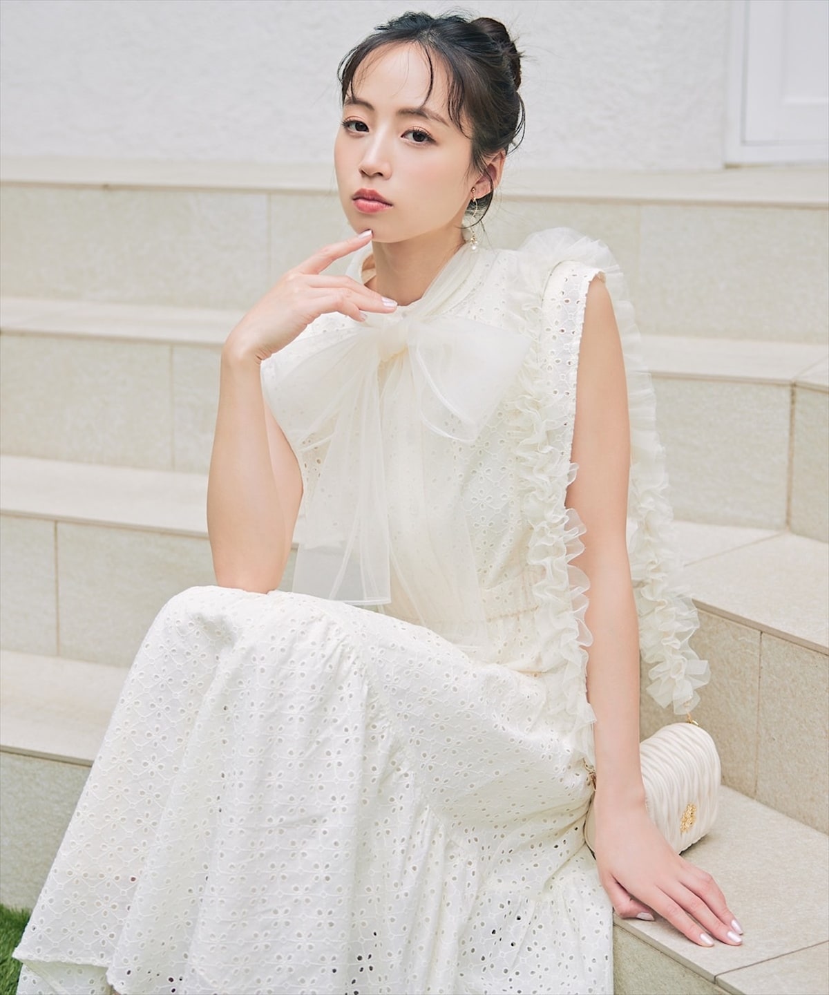 アイレットレース×チュールボウタイワンピース