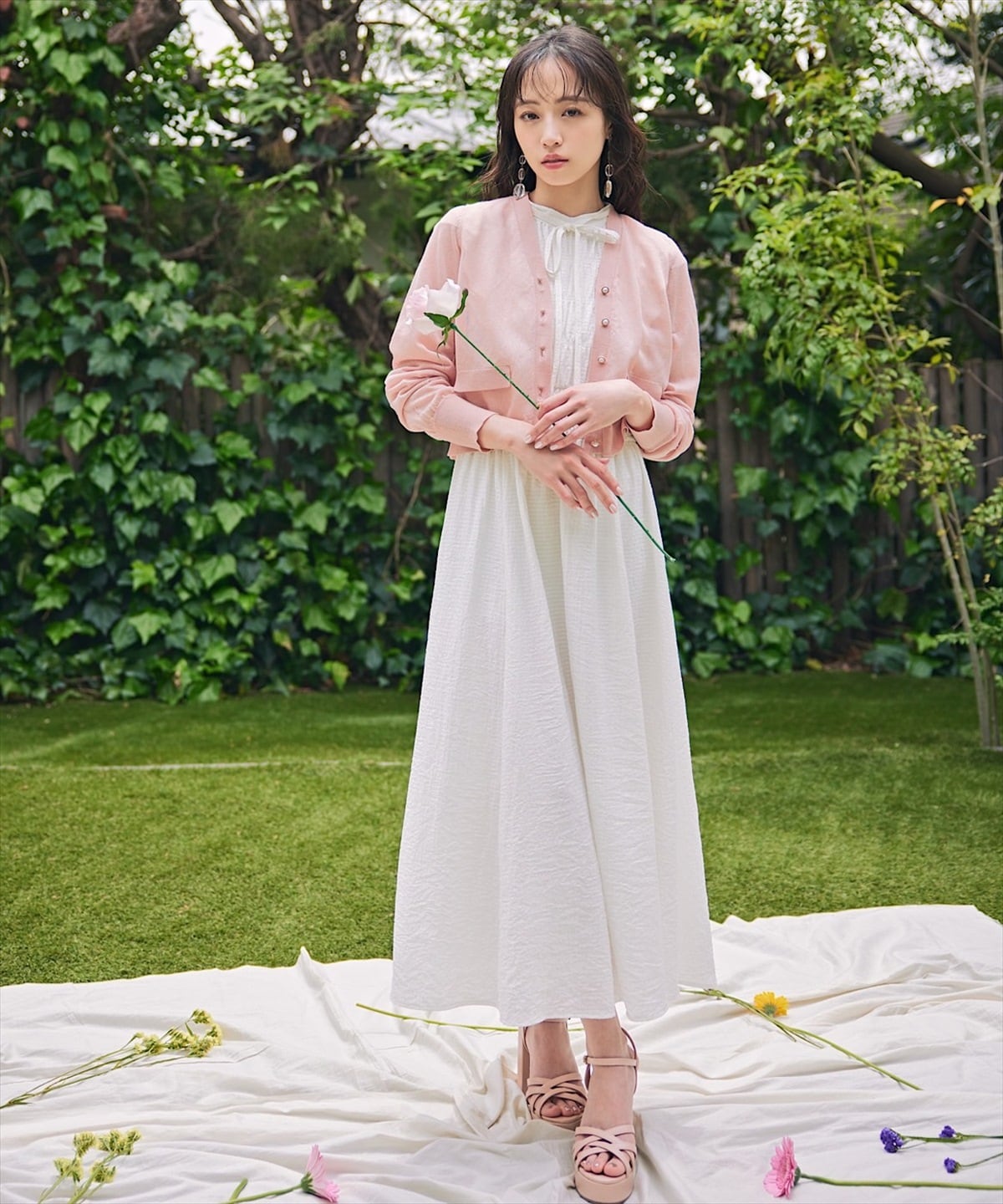 Vネックラメシアーフラップニットカーディガン