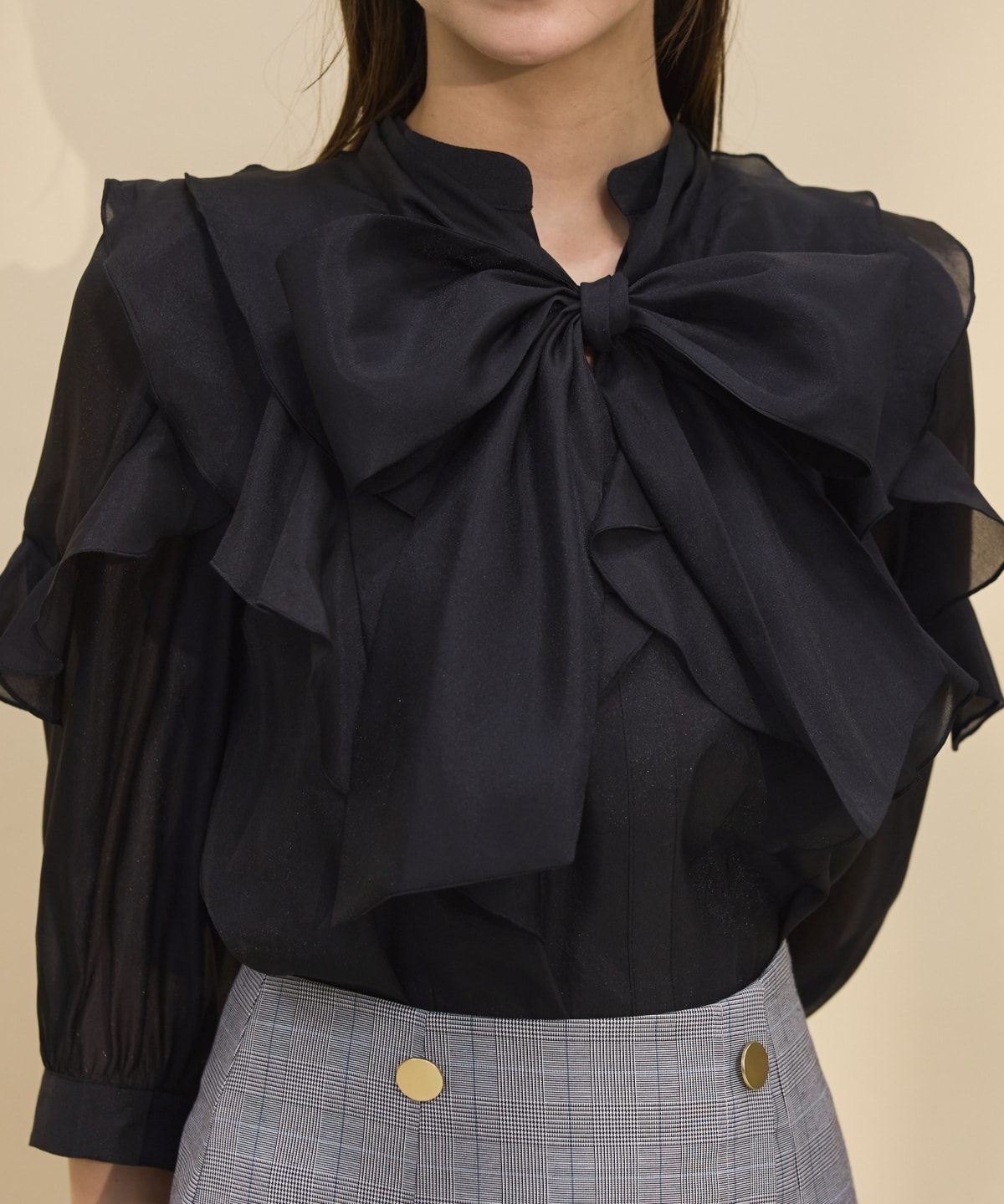 シアービッグリボンフリルブラウス