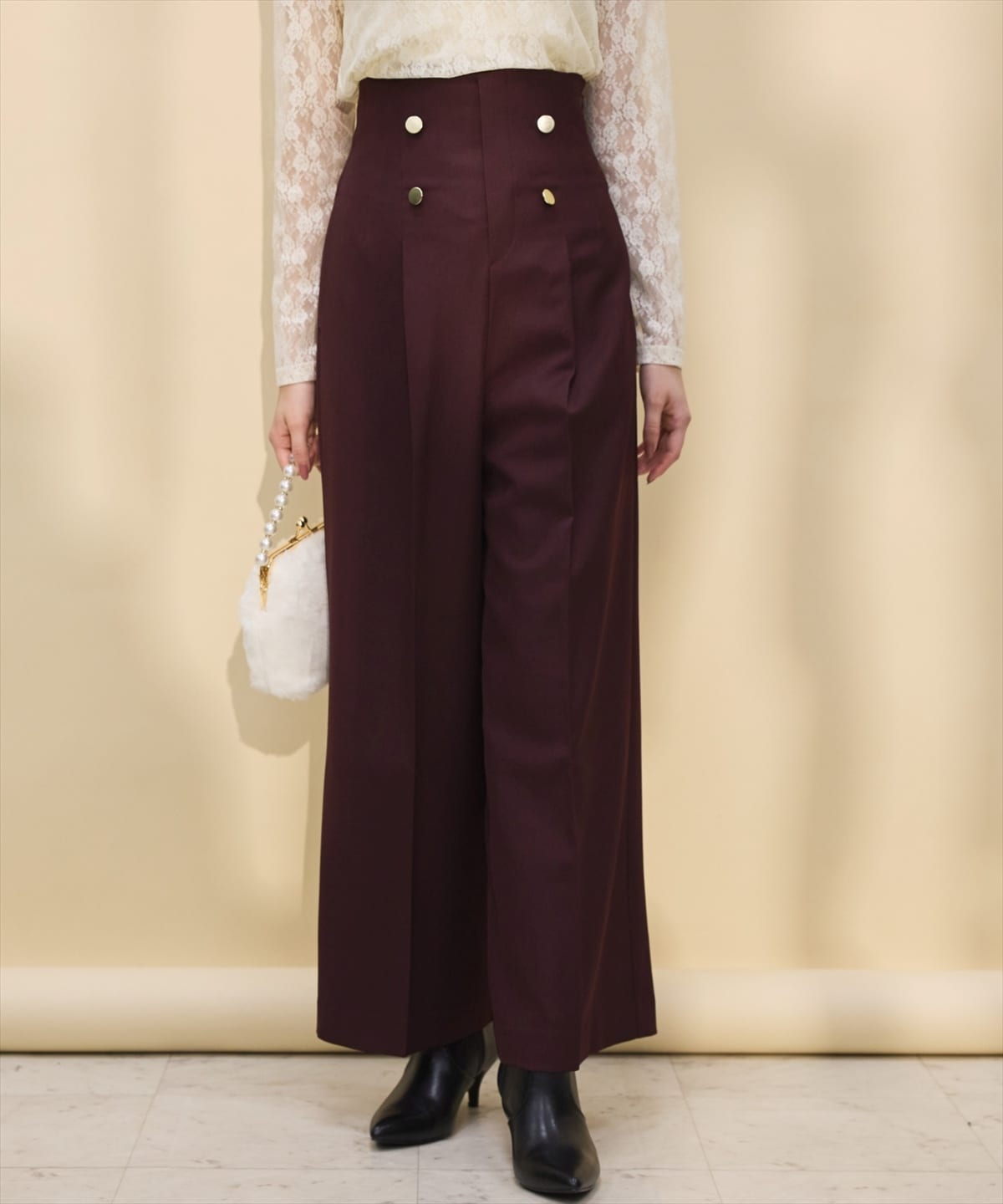 【再入荷】金ボタン付ワイドパンツ