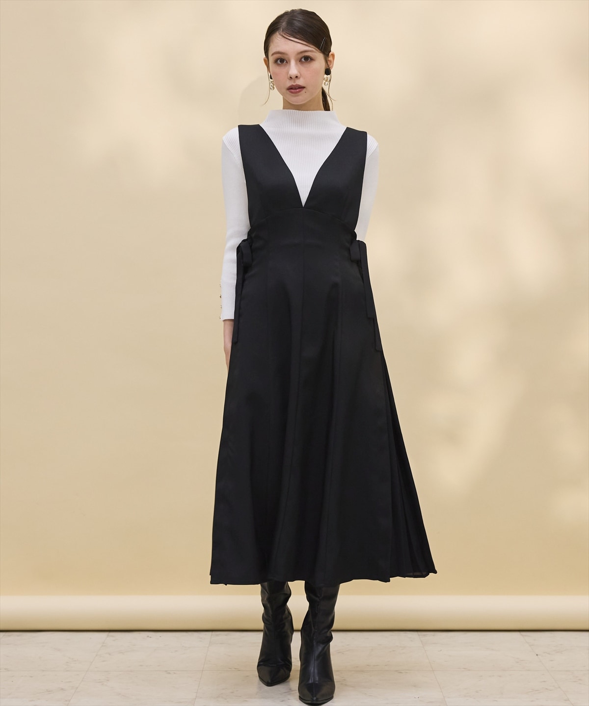 サイドプリーツレースアップジャンパースカート