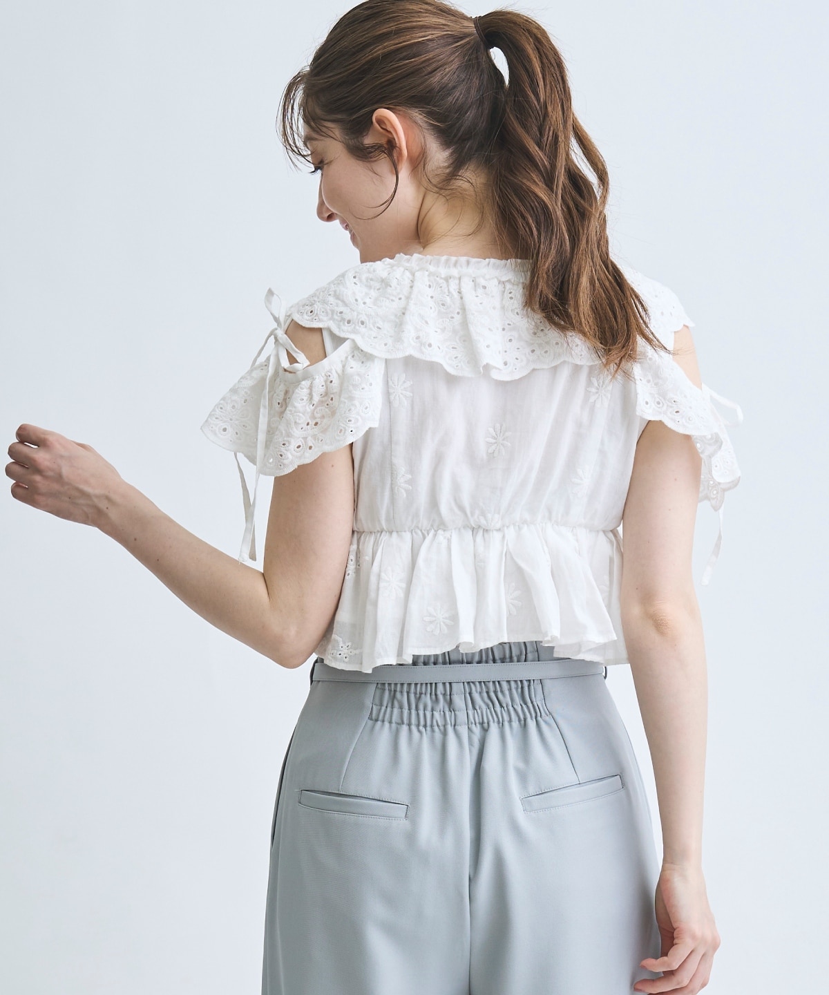 【4/10(Fri)予約開始】レースペプラムブラウス