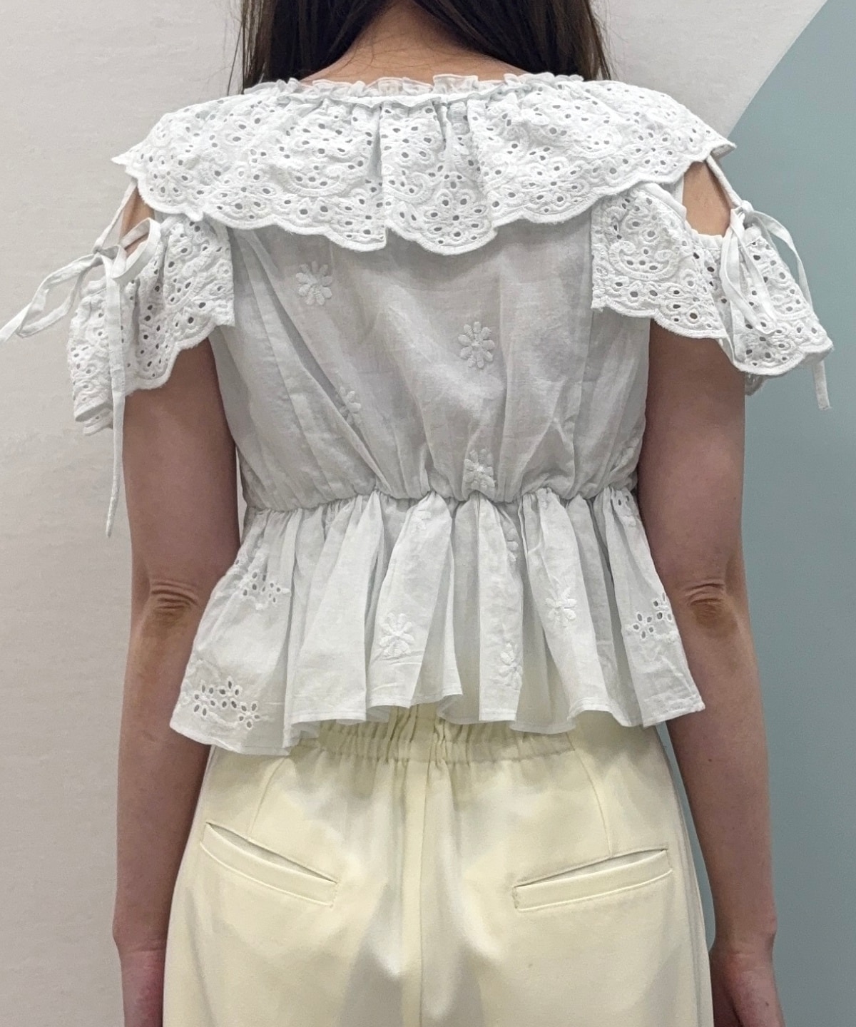 【4/10(Fri)予約開始】レースペプラムブラウス