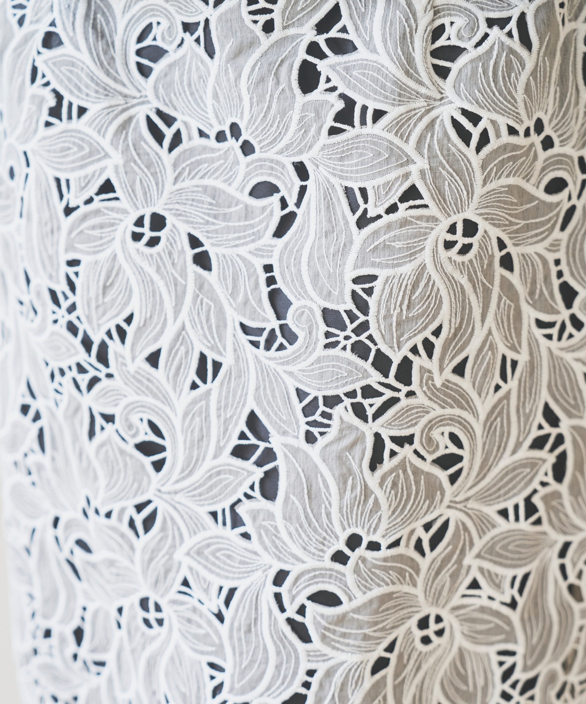 【3/6(Fri)発売】カットレースタイトスカート