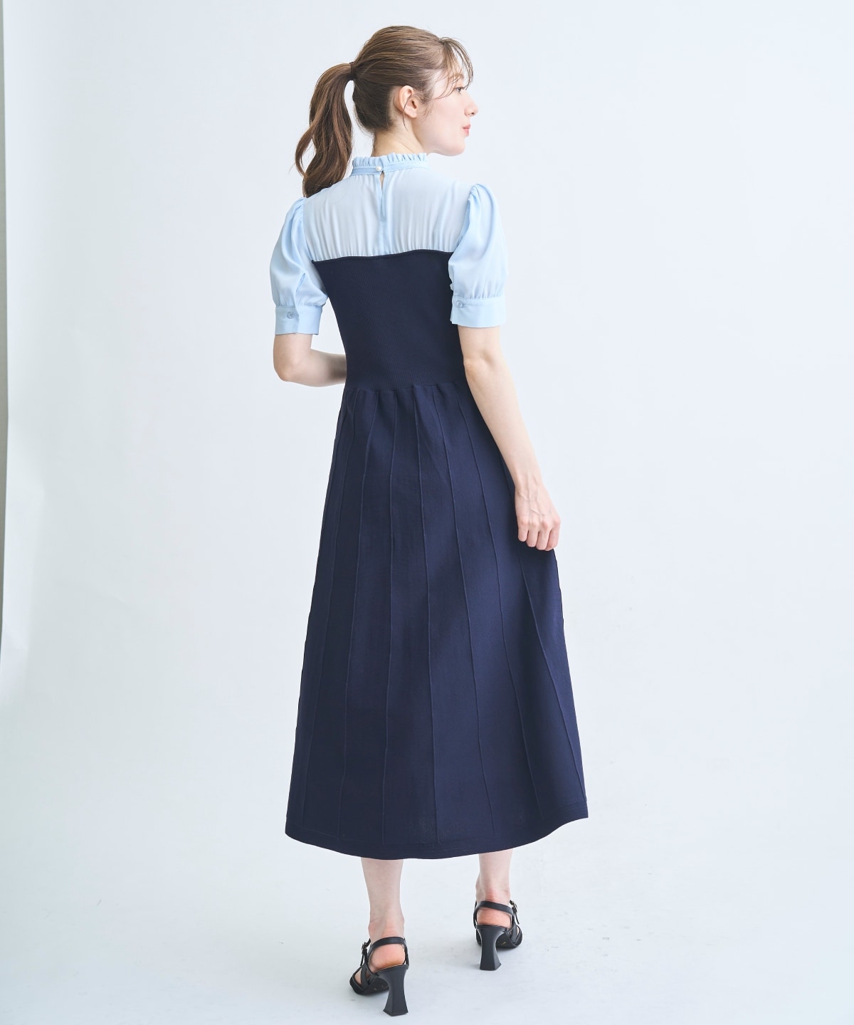 【3/19(Thu)予約開始】フリル衿ニットドッキングワンピース