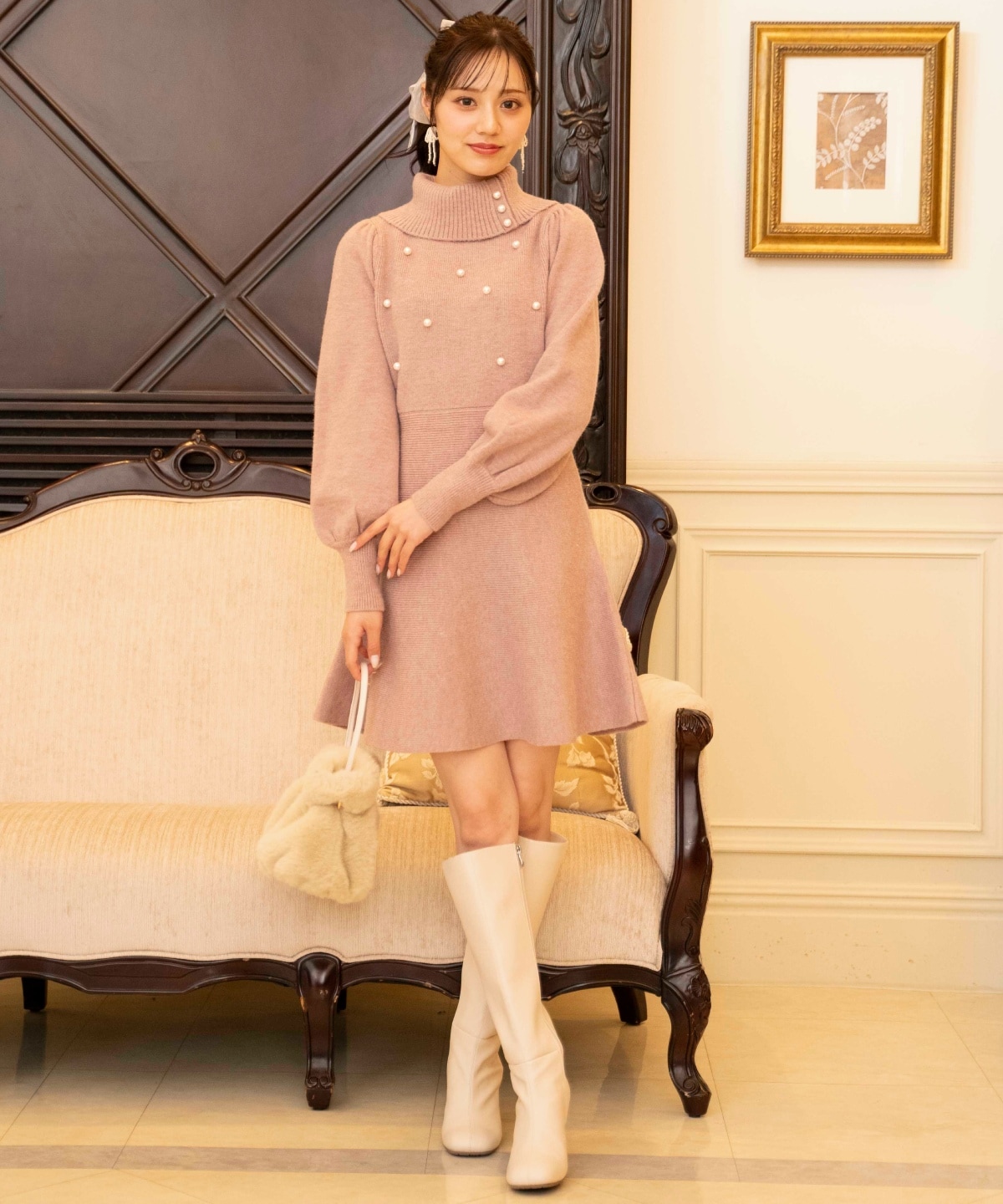 パール付きタートルネックニットワンピース