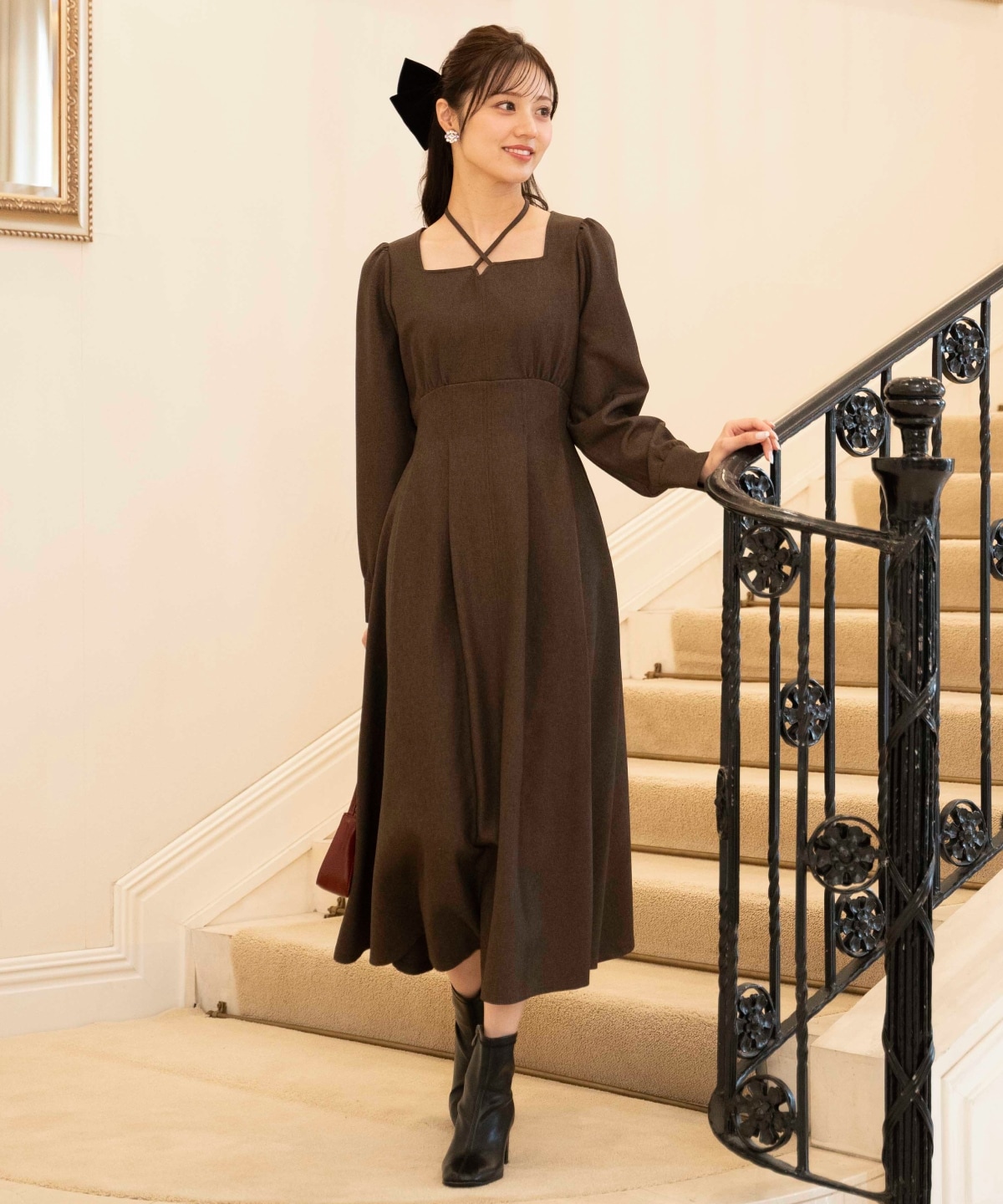 クロスネックフレアワンピース