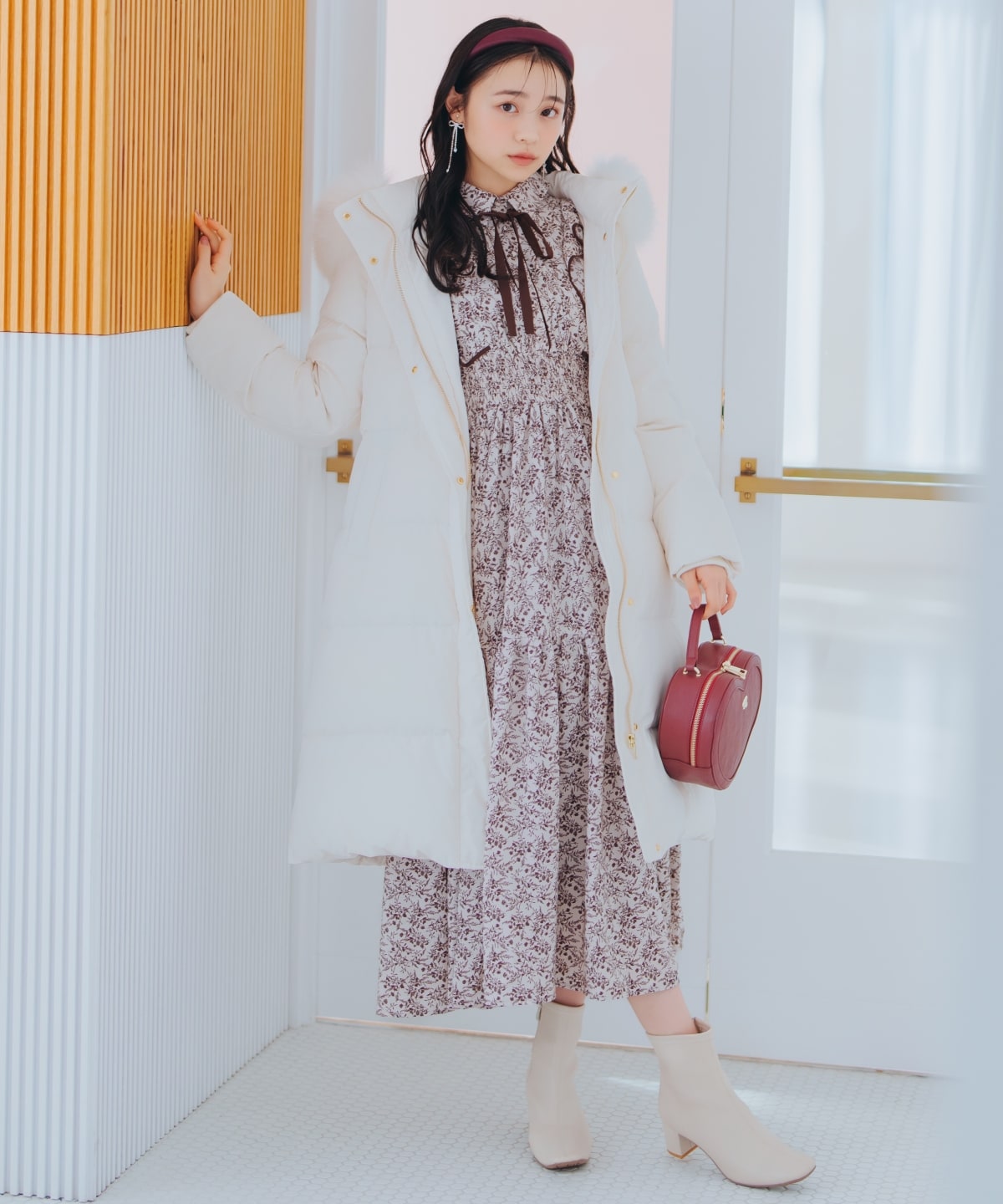 ティアード切り替えパイピングフリルワンピース