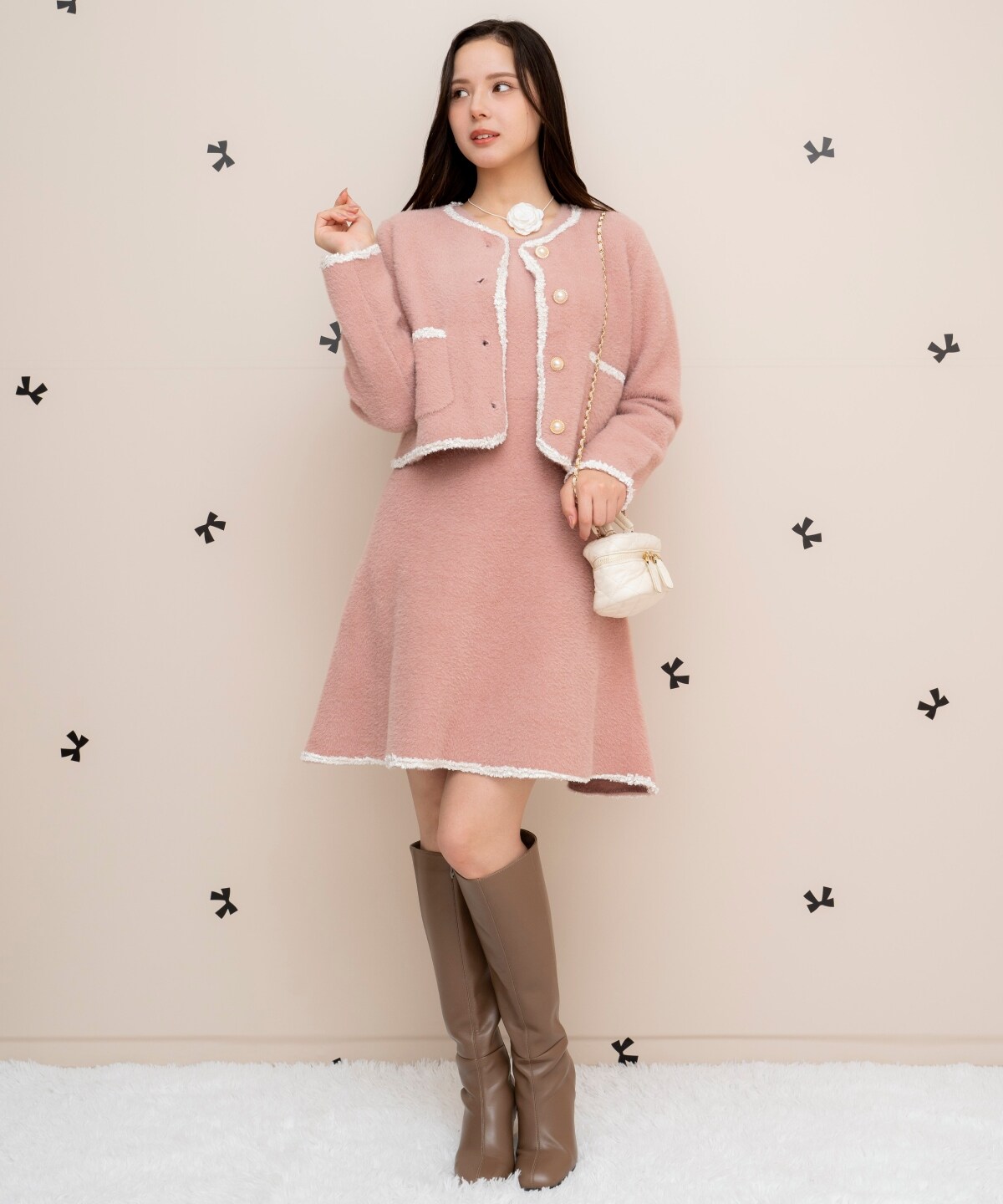 ブレード付きフェザーヤーンジャケット×ワンピース