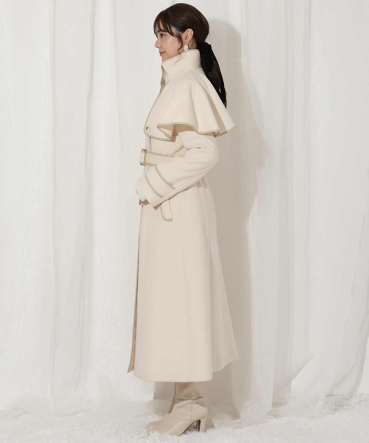 配色ケープコート