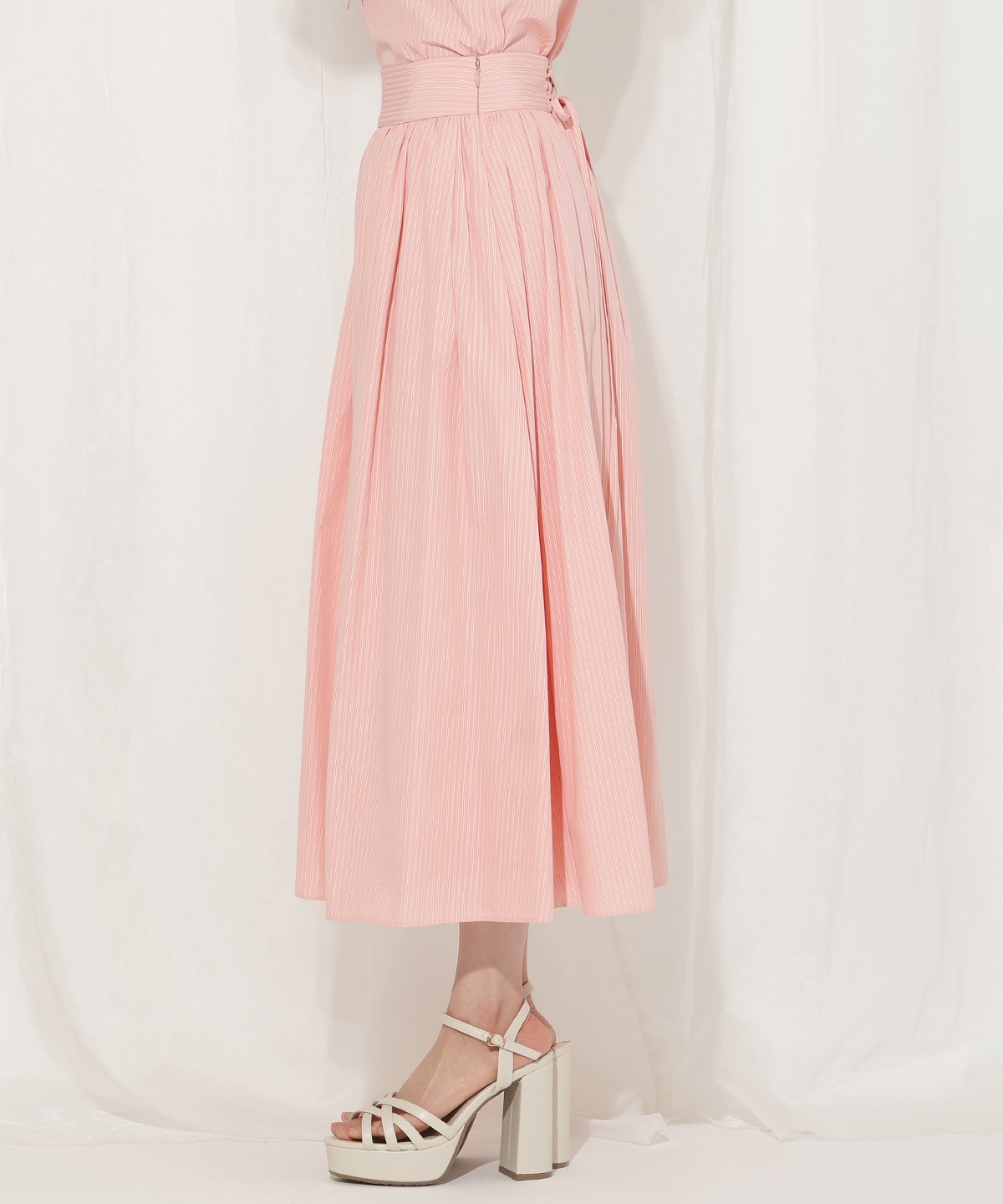 バックレースアップストライプスカート