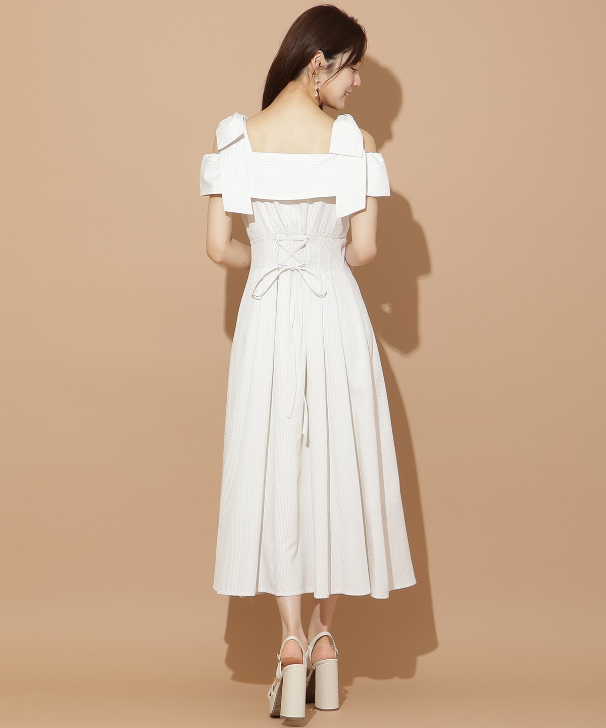 リボンストラップオフショルシャツワンピース