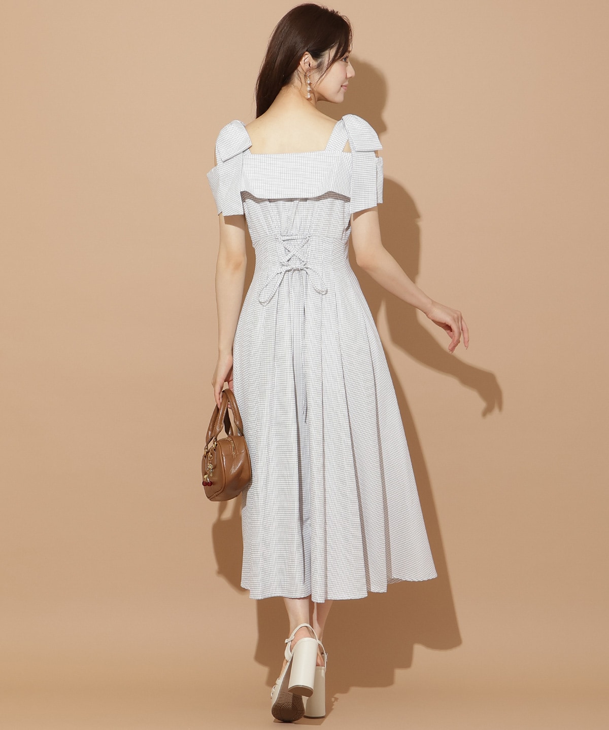 リボンストラップオフショルシャツワンピース