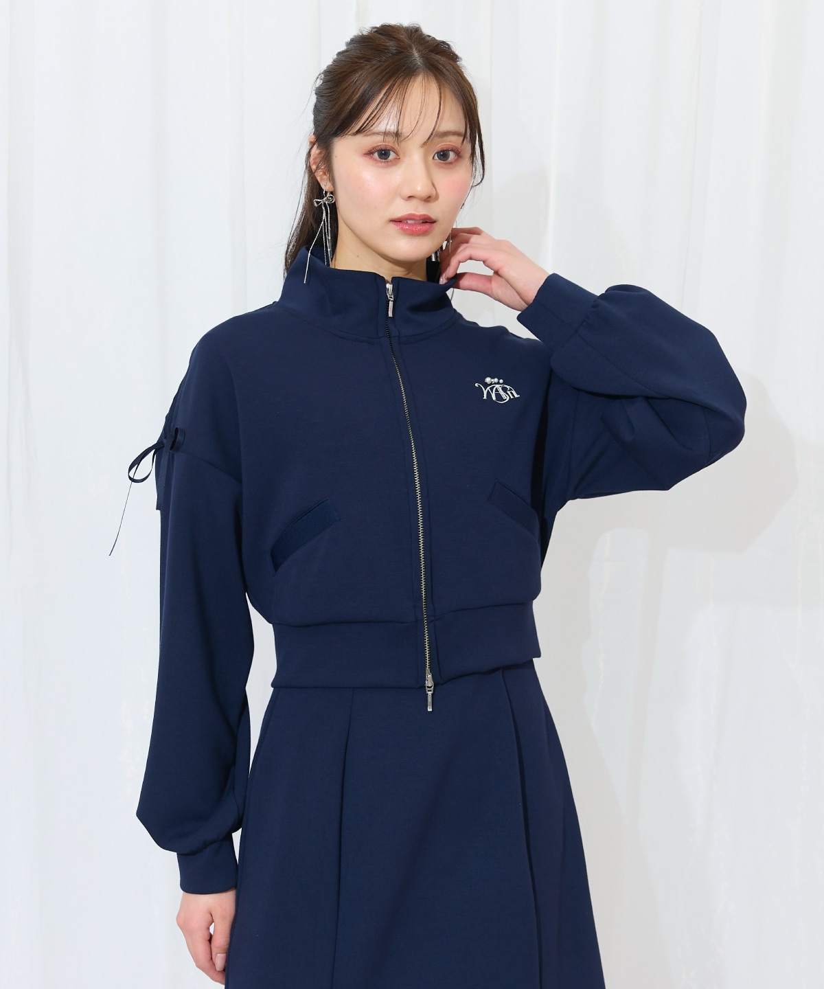 ロゴ刺繍リボントラックジャケット