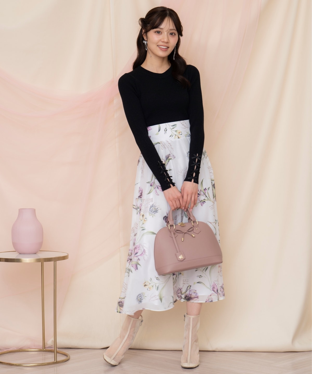 袖リボンボトルネックニット