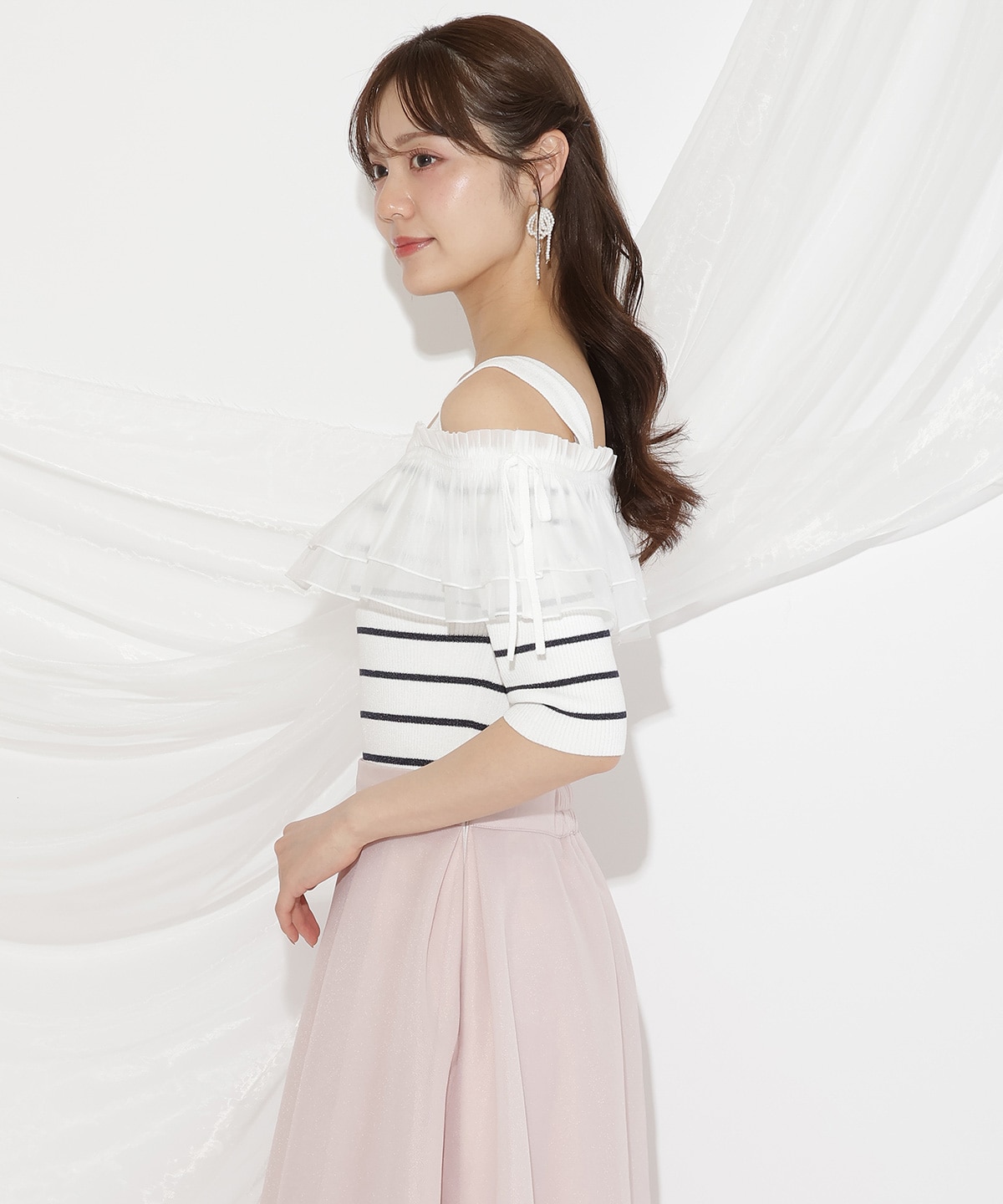 シアーボリュームフリルニットプルオーバー