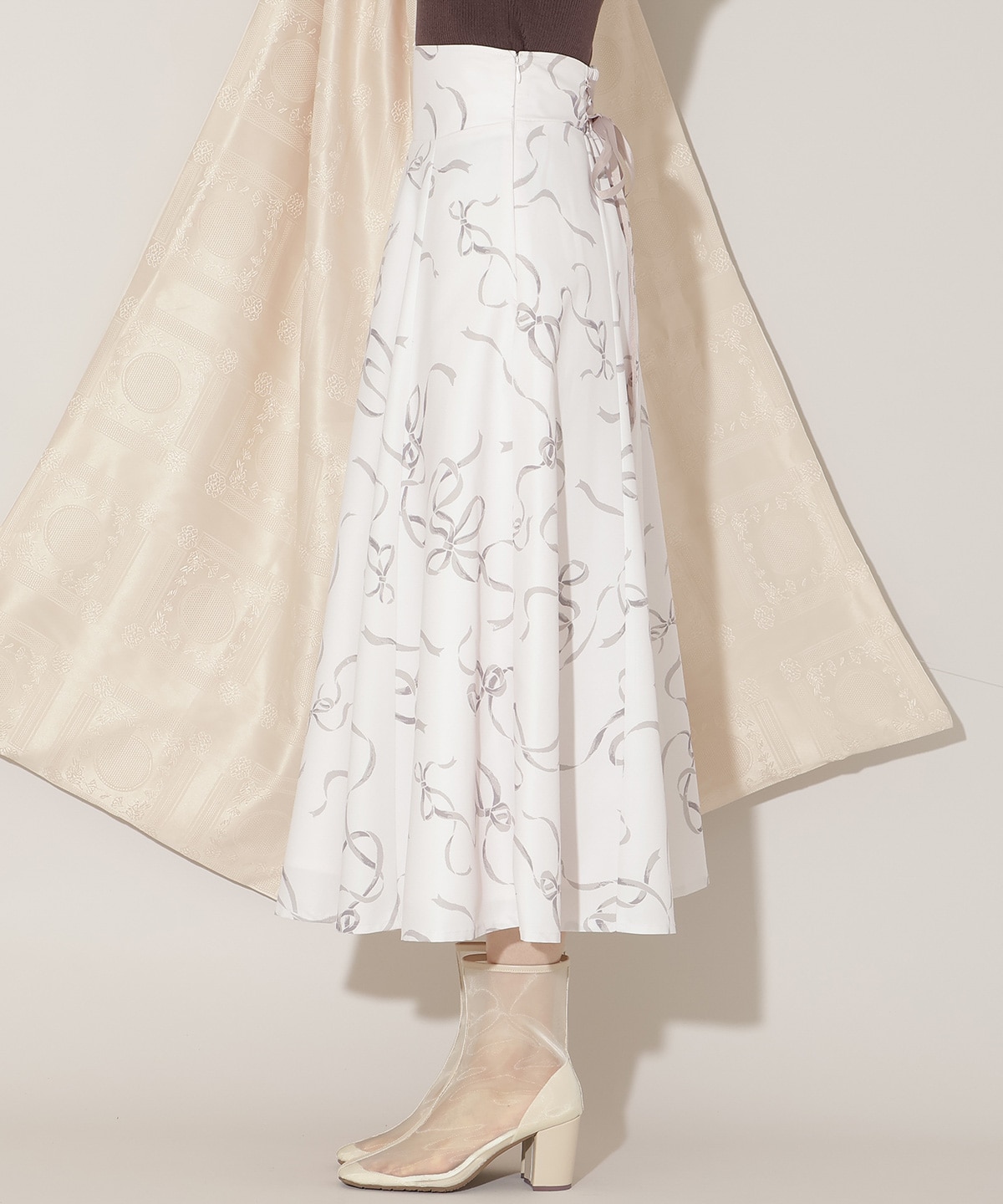 リボンプリントフレアスカート