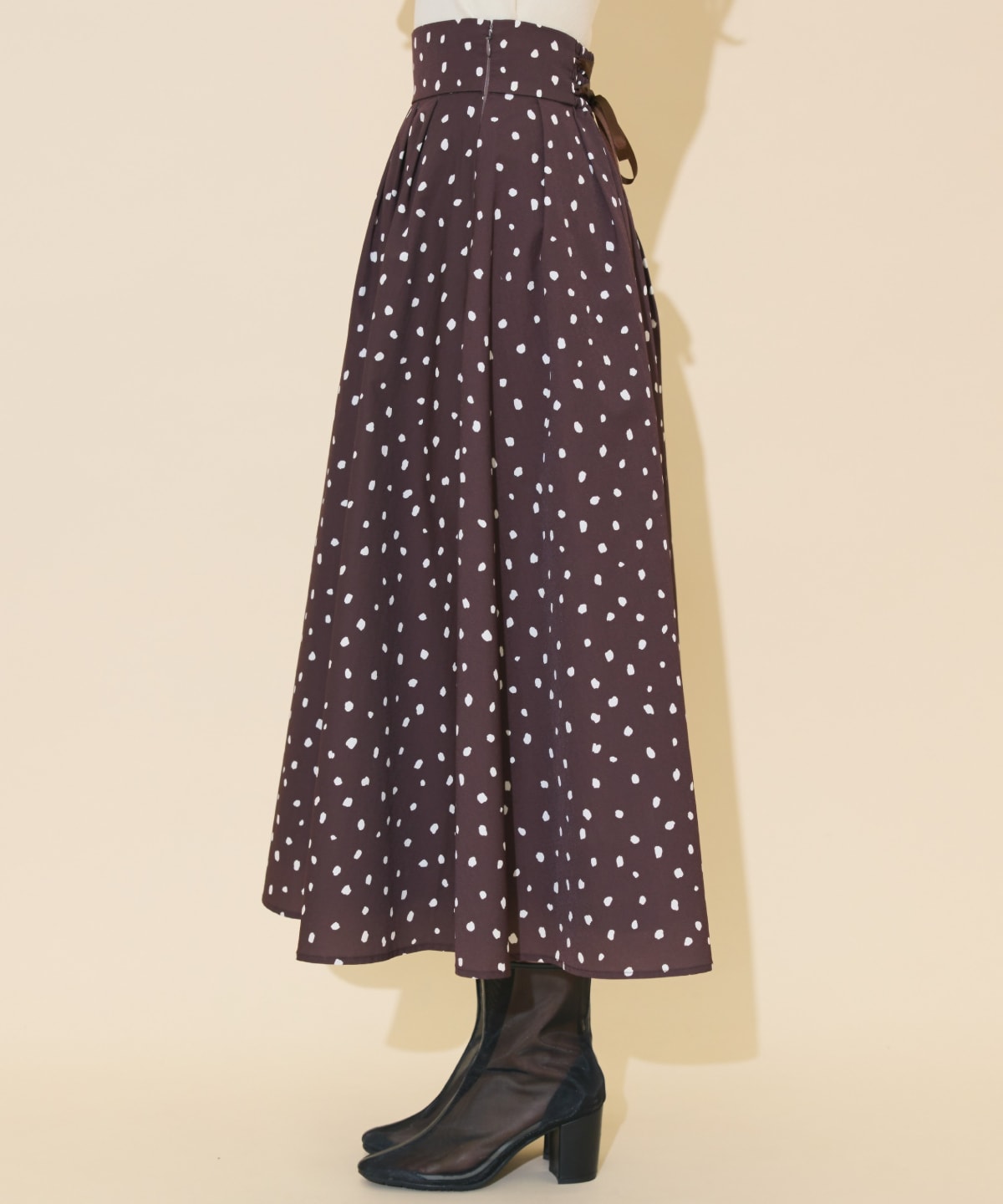ダルメシアンプリントボリュームタックスカート