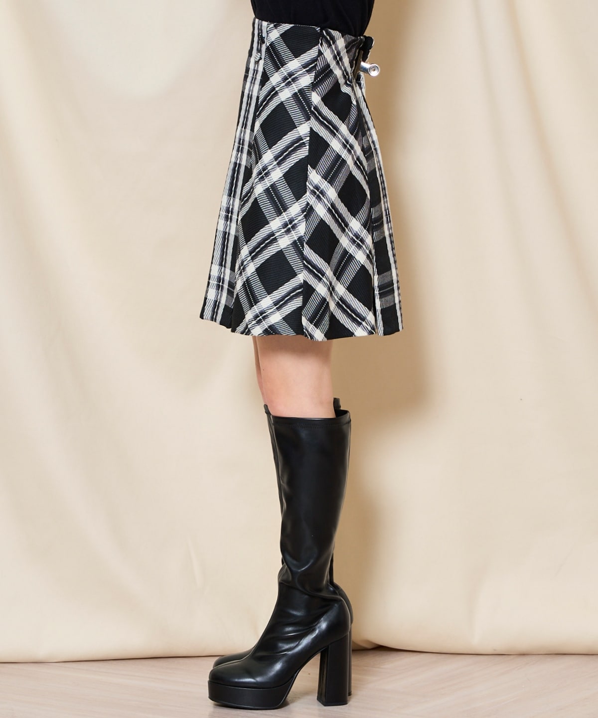 ボックスタックミニスカート