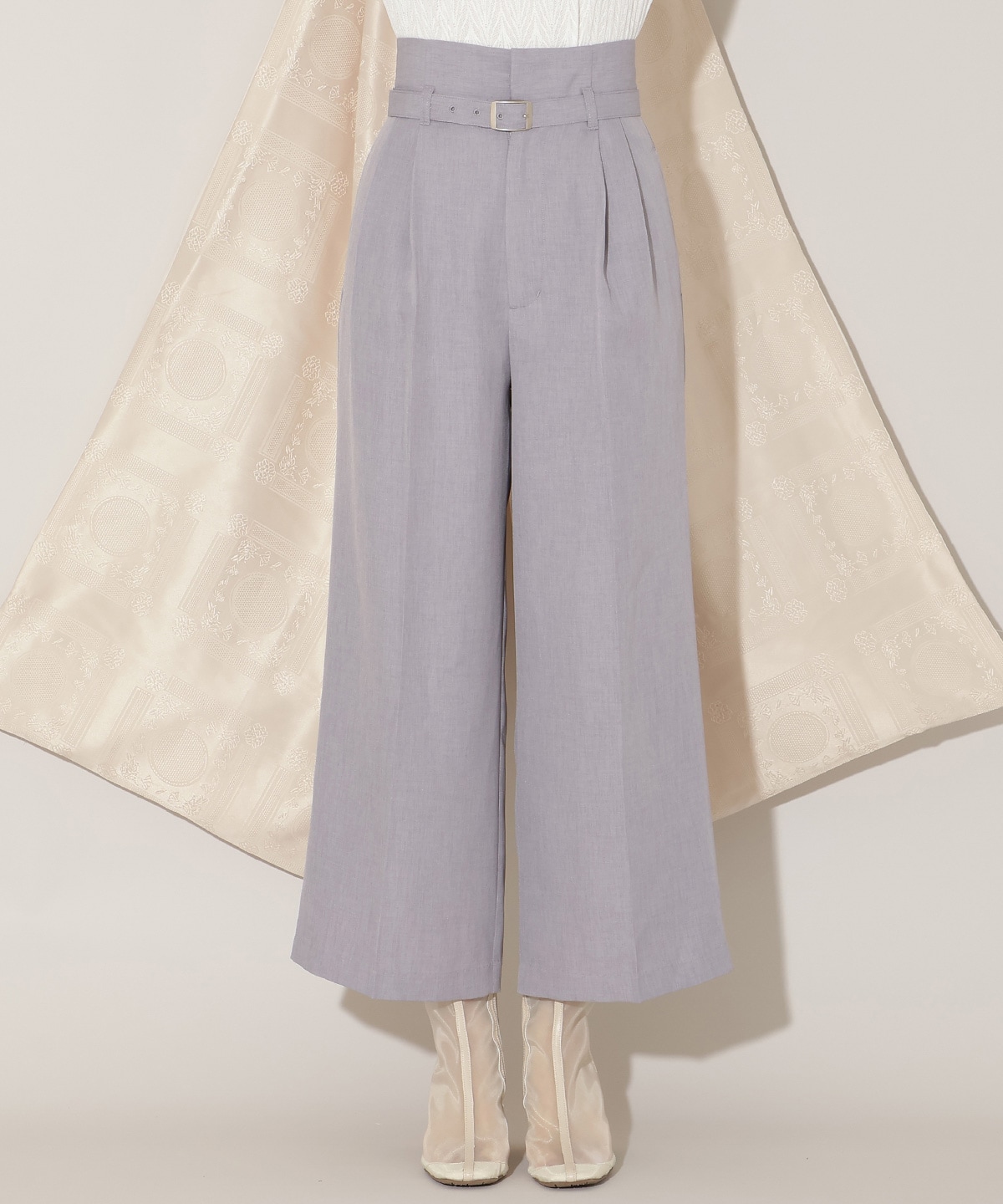 ベルト付きタックワイドパンツ