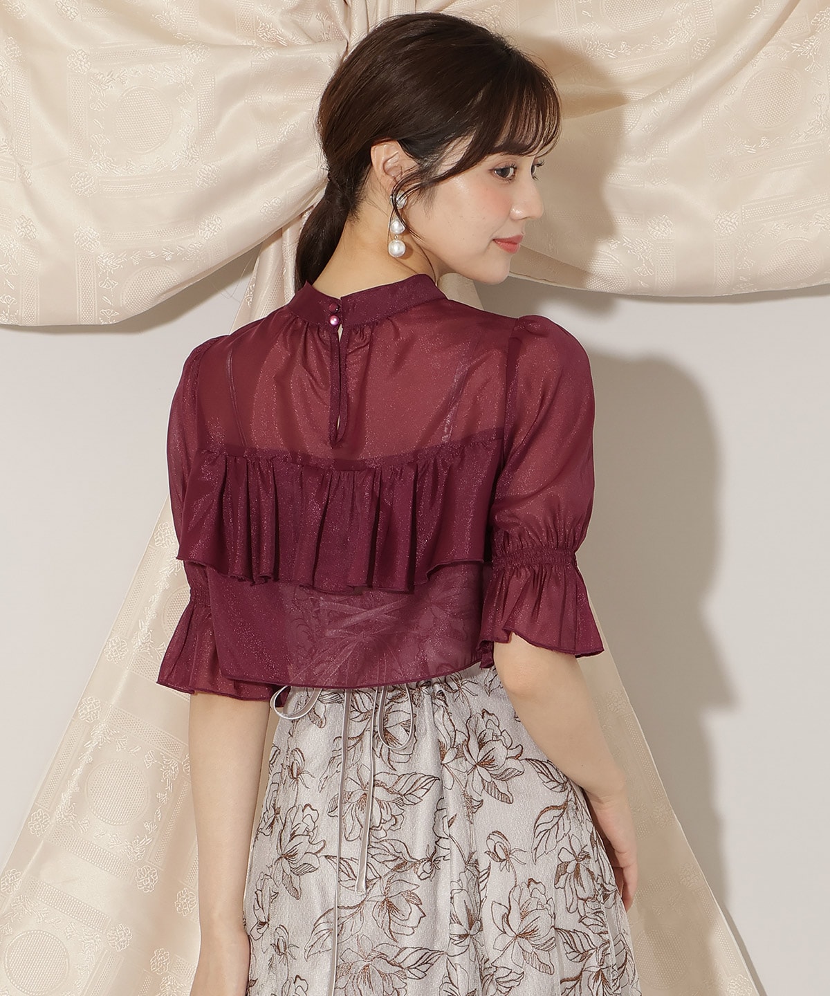 フリル切り替えシフォンブラウス