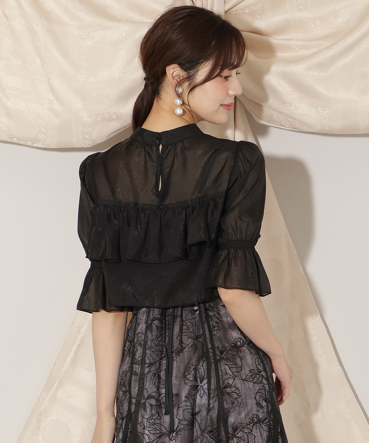 【再入荷予約受付中】フリル切り替えシフォンブラウス