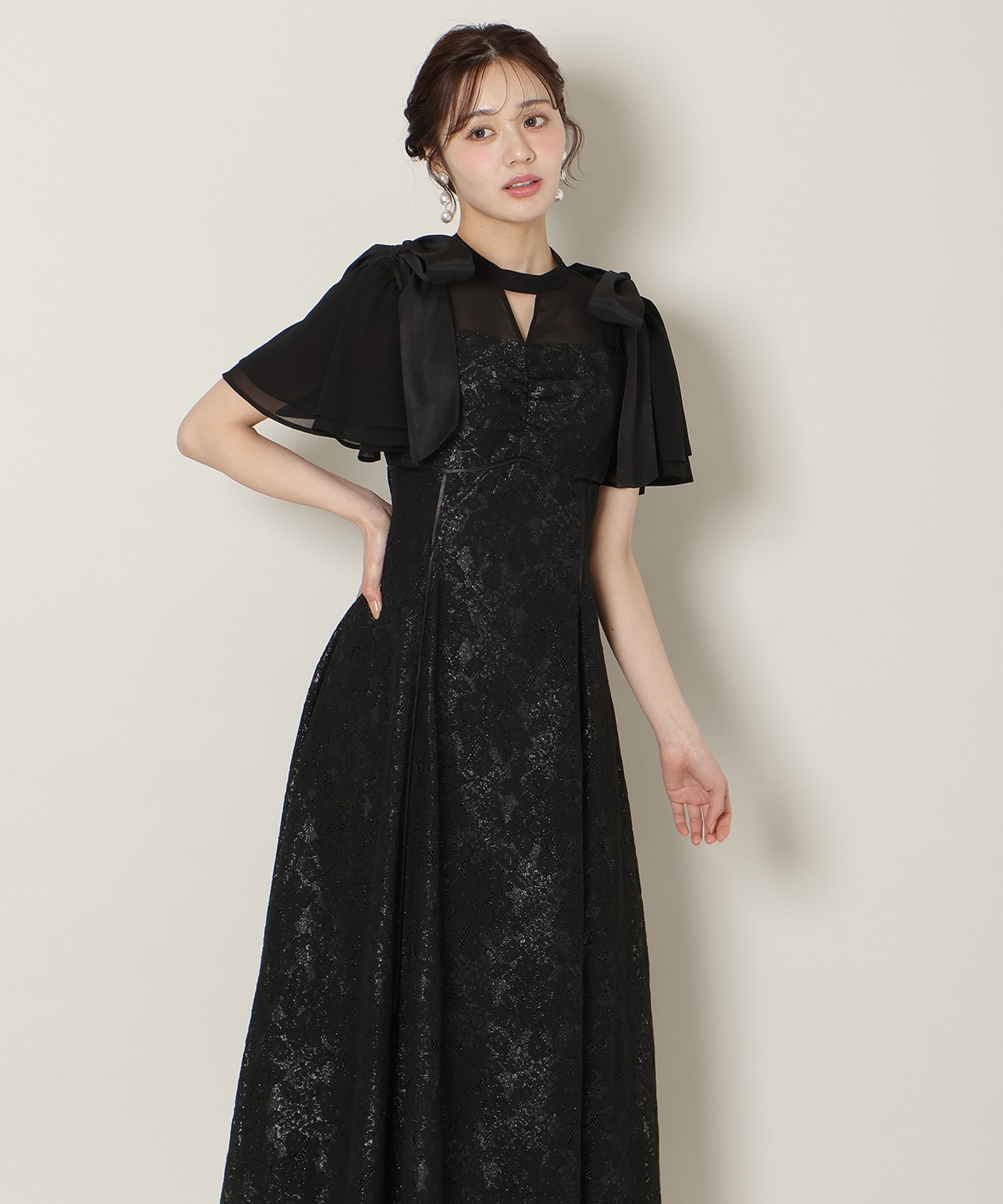 肩リボンパイピングレースワンピース