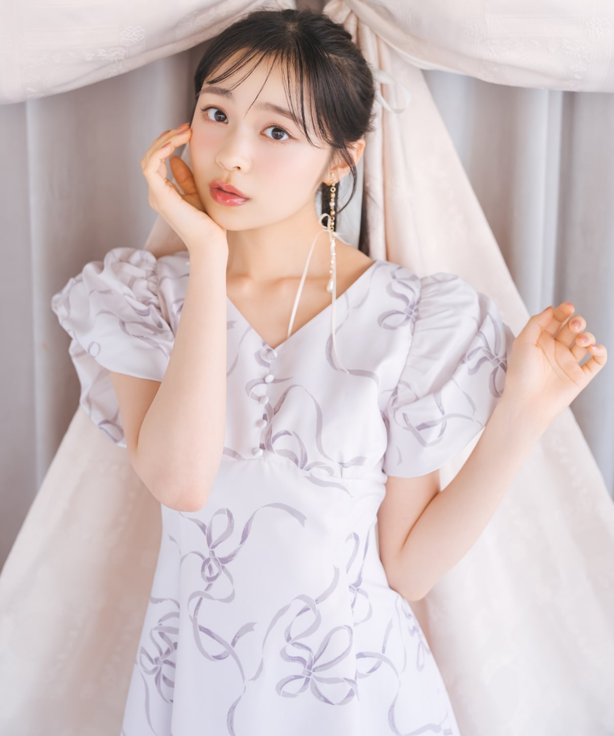 リボンプリントバブルスリーブフレアワンピース