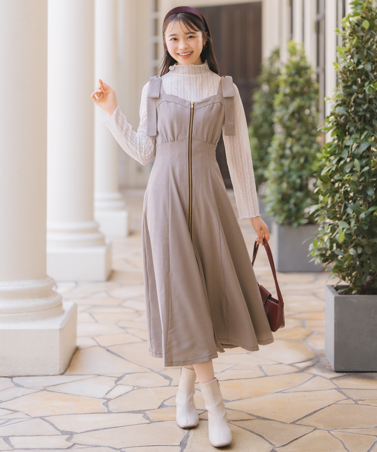 ショルダーリボンフロントZIPワンピース