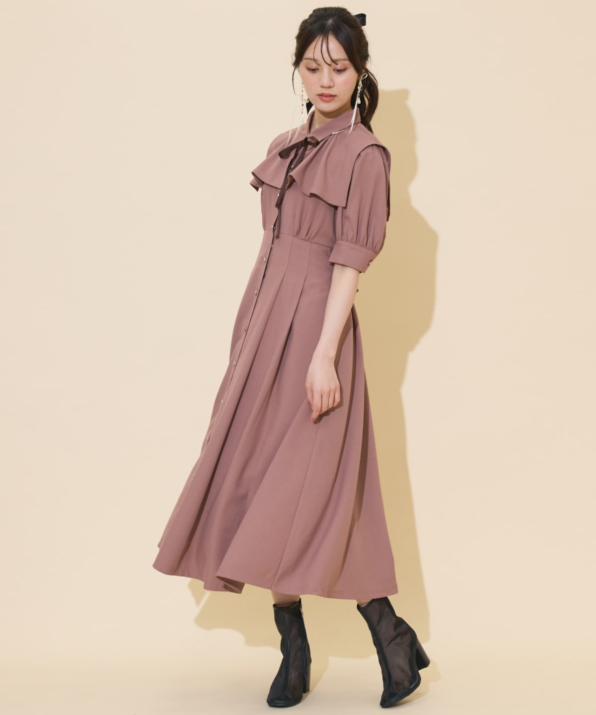 スクエアラッフルシャツワンピース