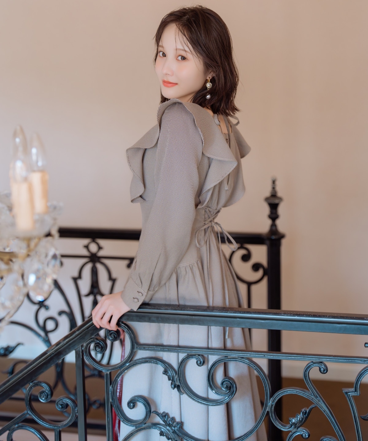 ネックリボンギャザー切り替えワンピース