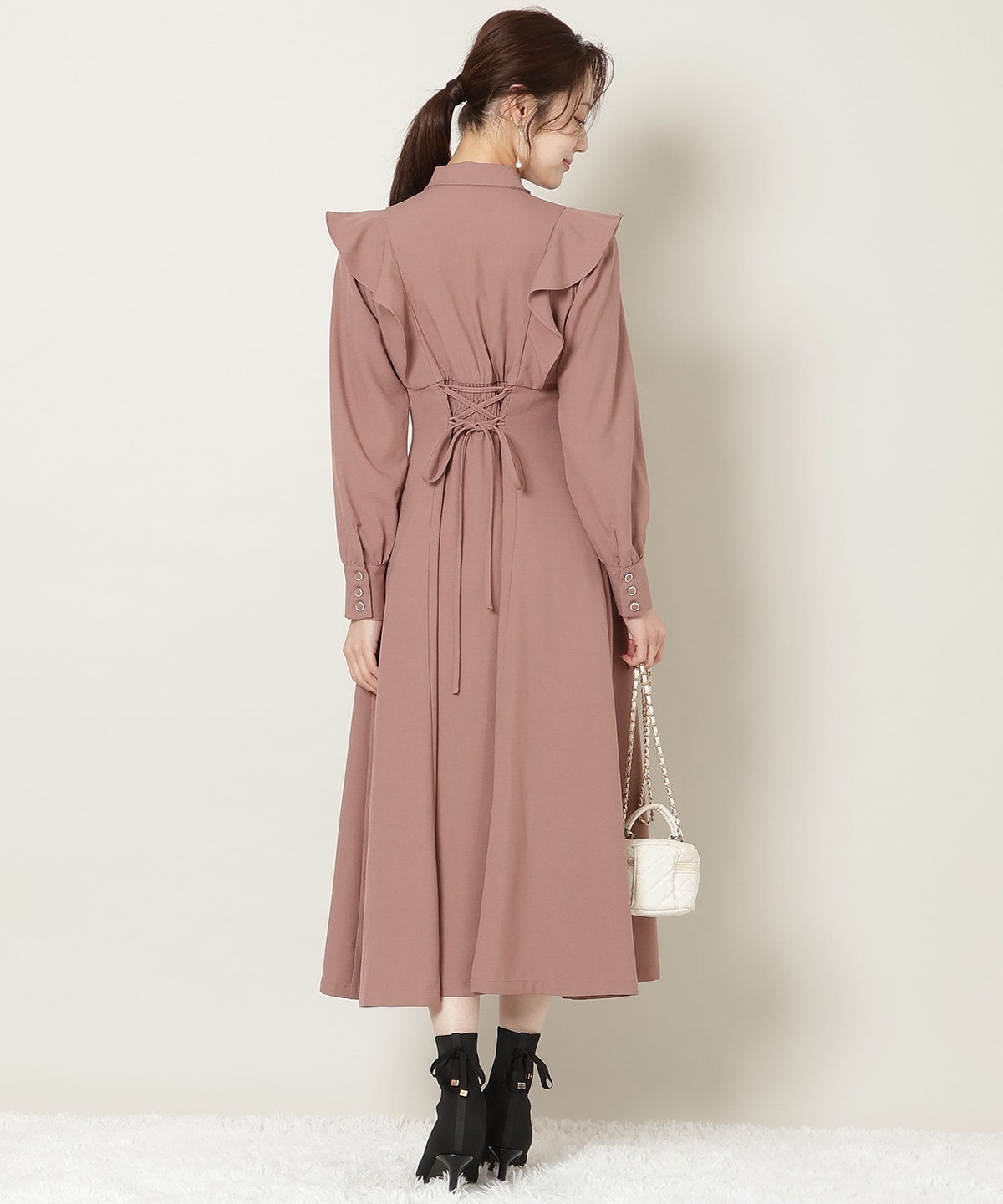 リボンタイラッフルフレアワンピース