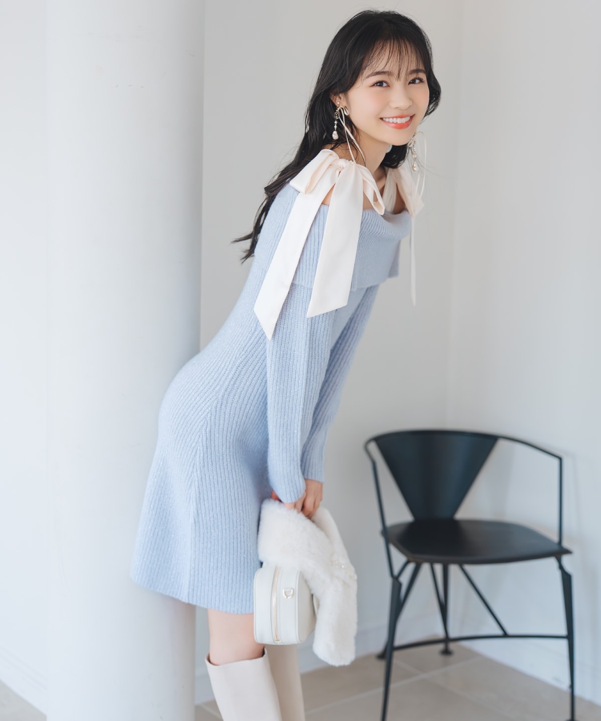 リボンショルダーオフショルニットワンピース