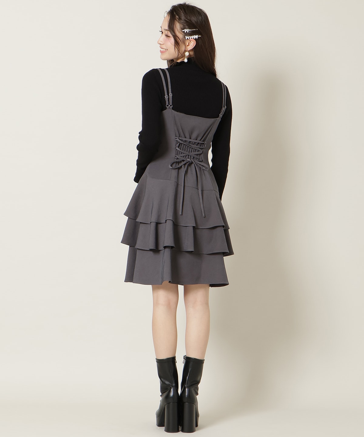 ダブルストラップアシンメトリーワンピース