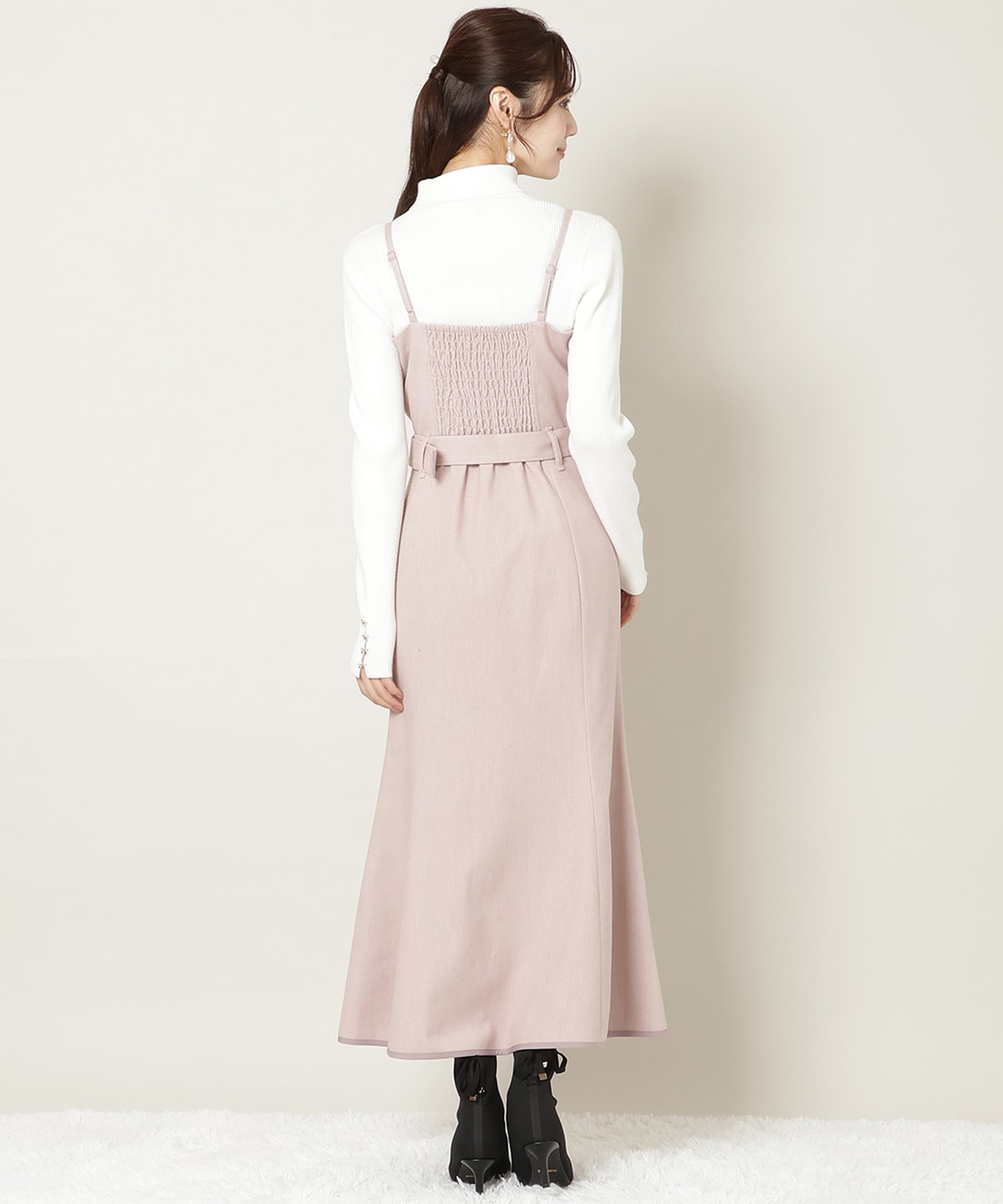 ベルト付きVカットマーメイドキャミワンピース