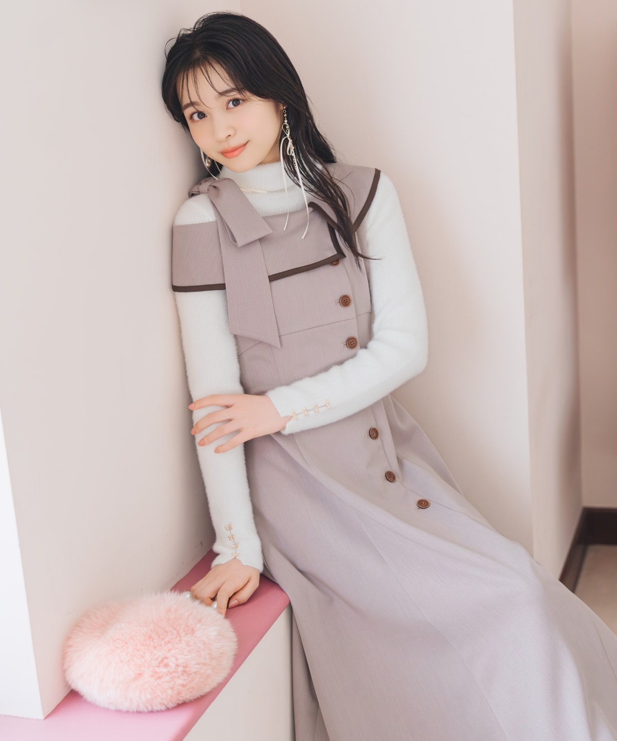 アシンメトリーリボンショルダーワンピース