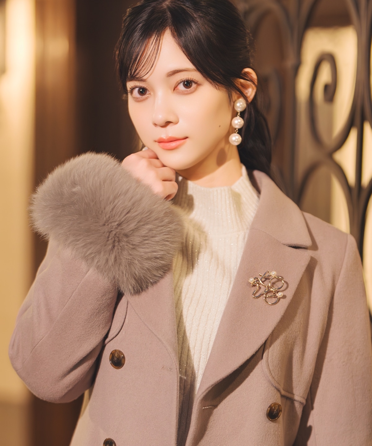 リアルファー付きウールフレアコート