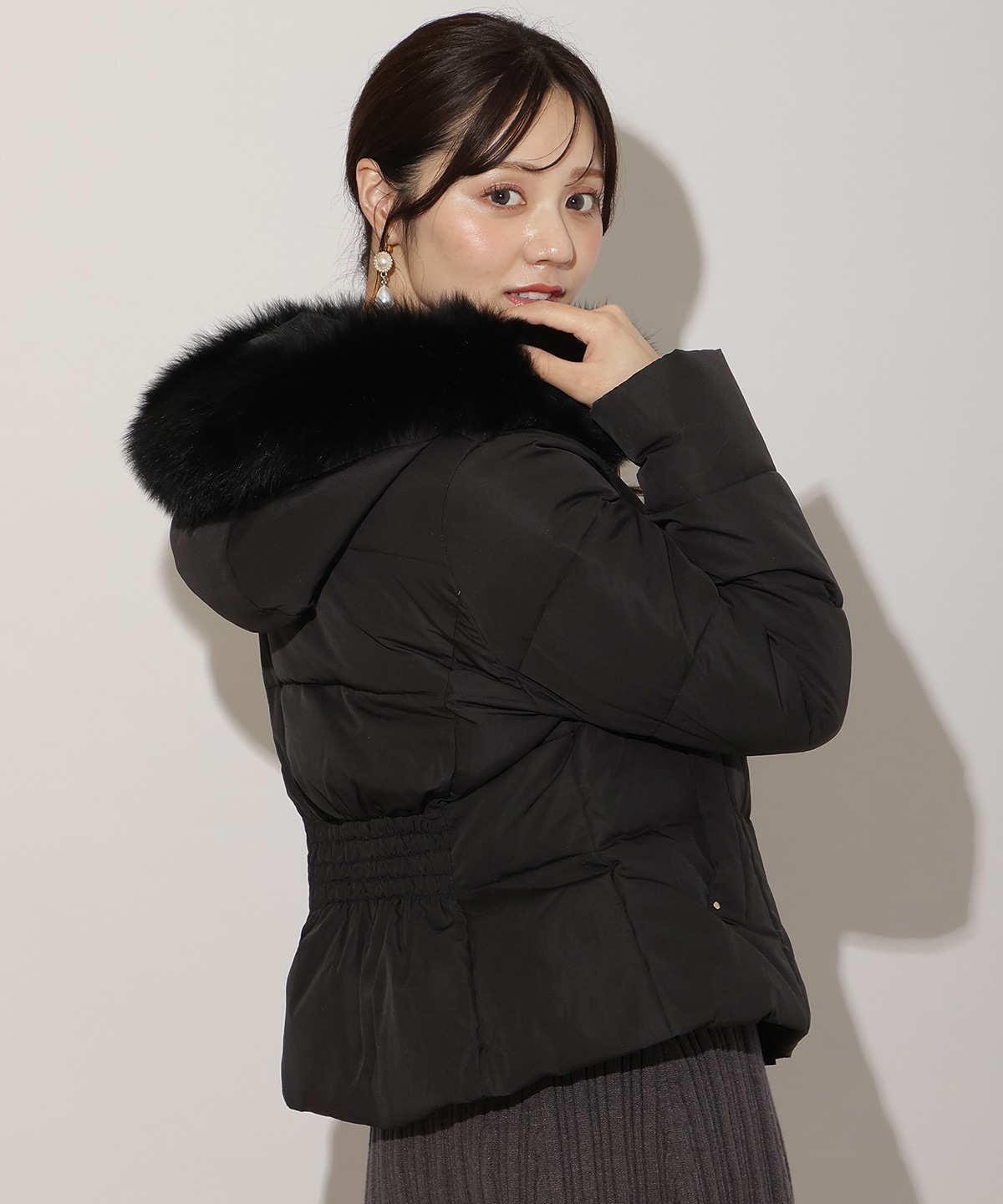 フードファーペプラムショートダウン