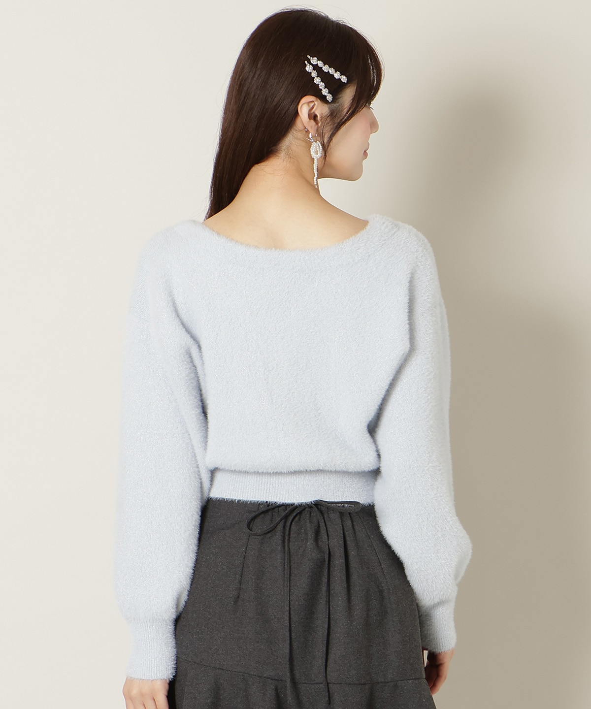 【軽やかラメフェザー】Vネックドロップショルダーカーディガン