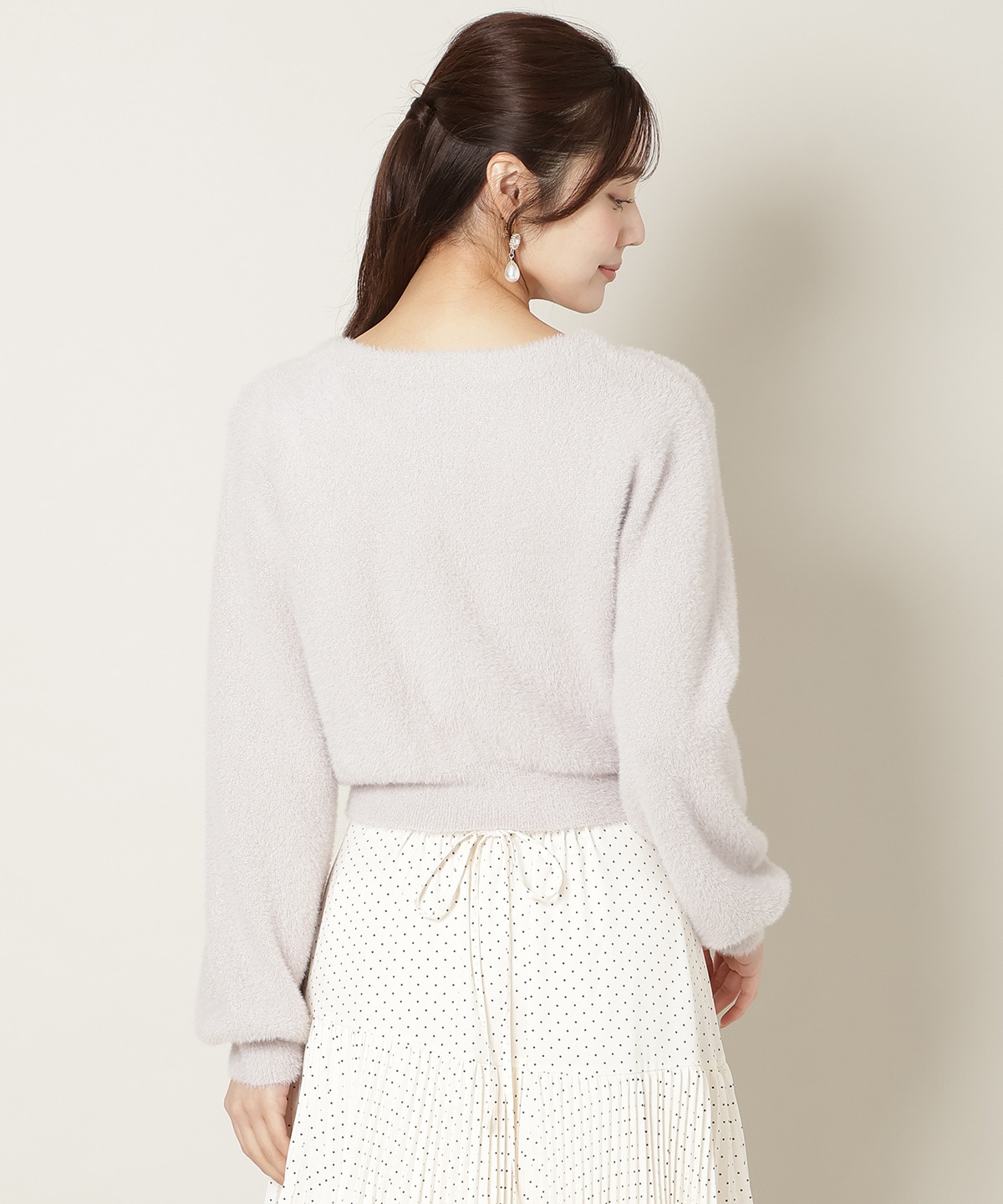 ラウンドネックラメフェザーカーディガン