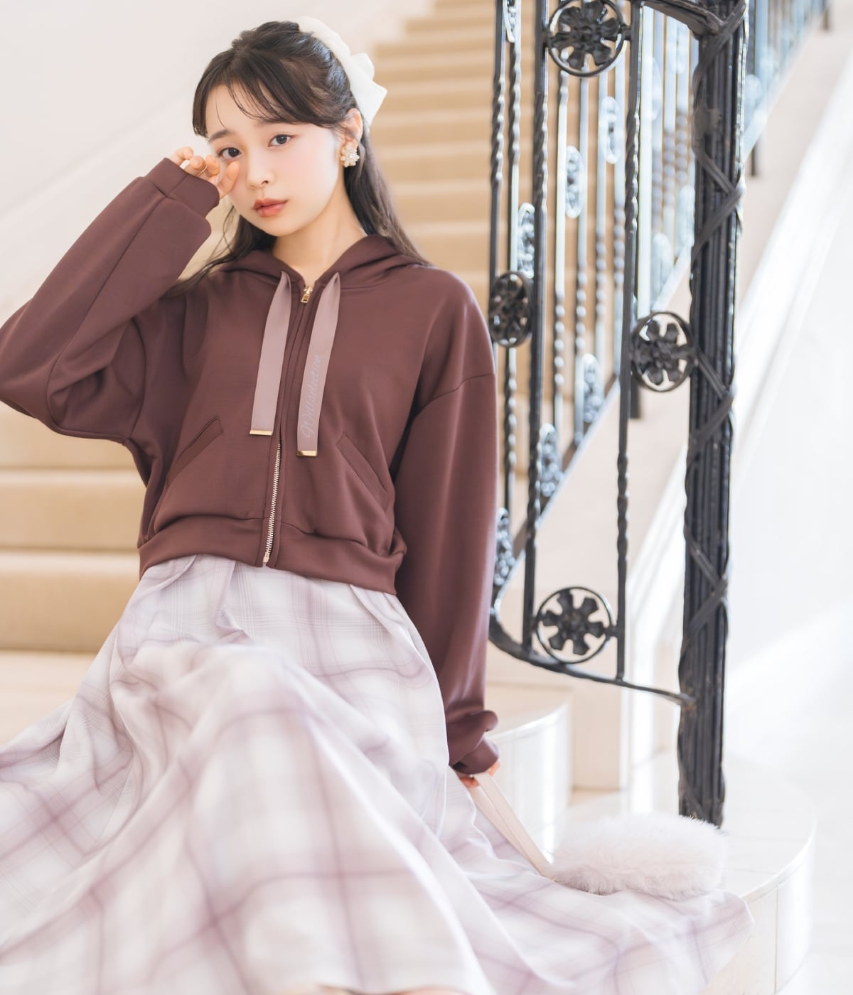 ロゴテープパーカー