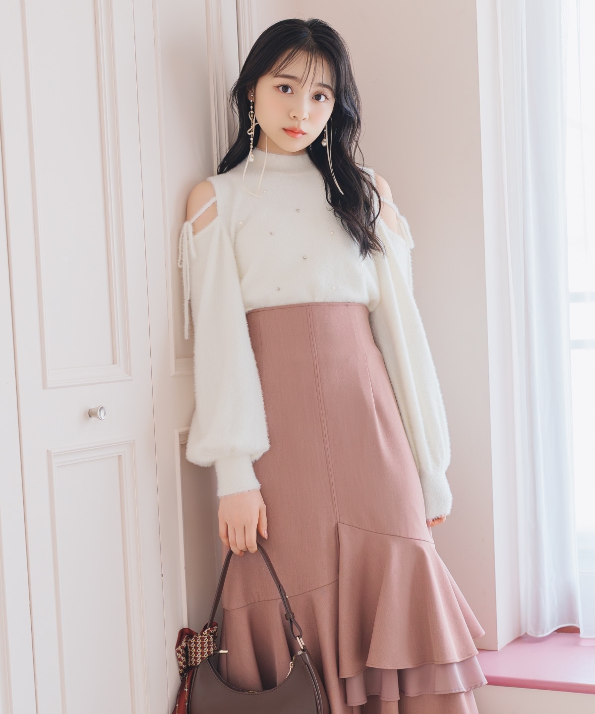 パールビジューフェザーニットトップス