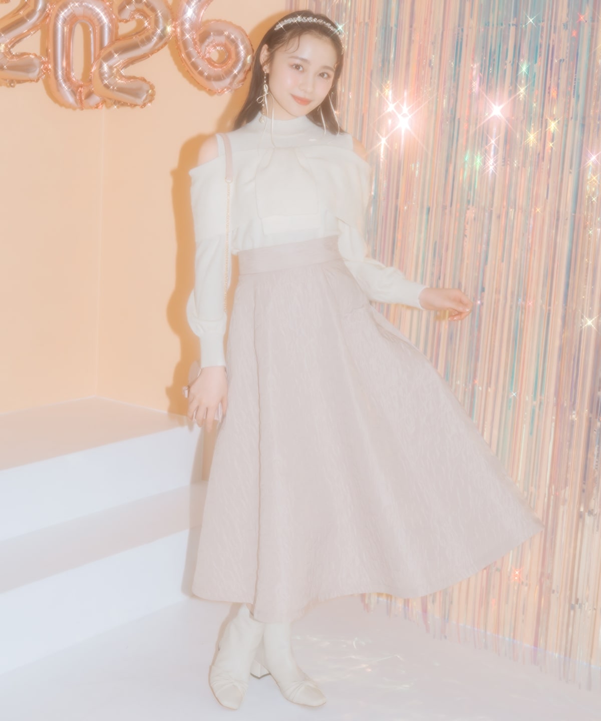 【1/1(thu)10時発売 New Year's Item】ツイストリボンオフショルニット