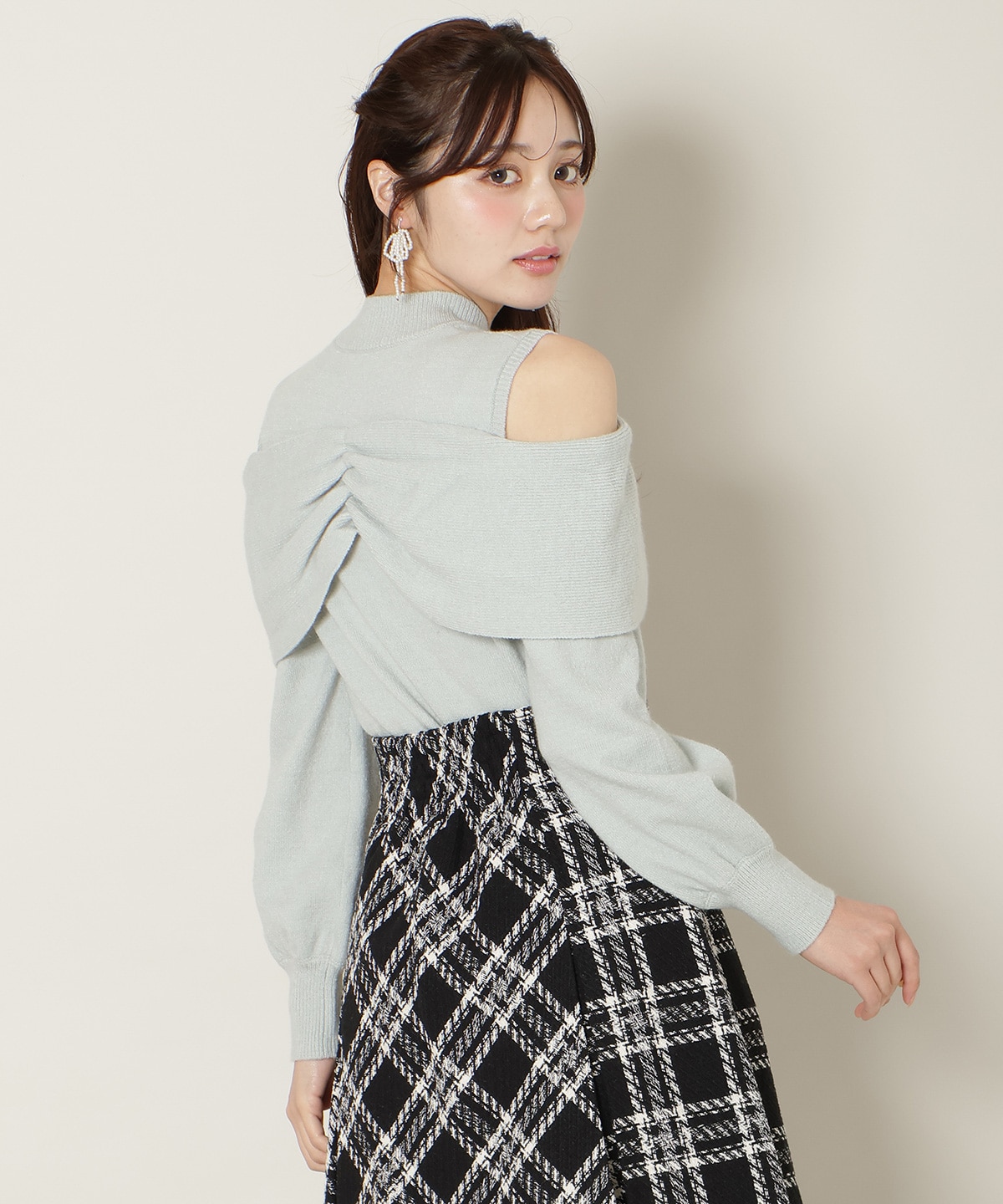 【1/1(thu)10時発売 New Year's Item】ツイストリボンオフショルニット