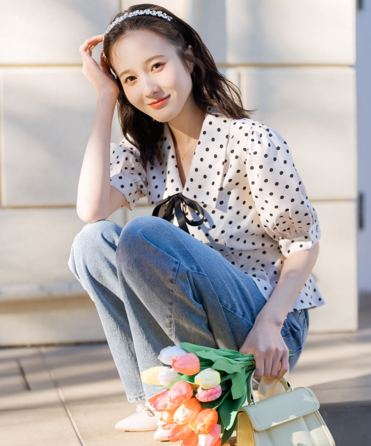 パフスリーブドットブラウス